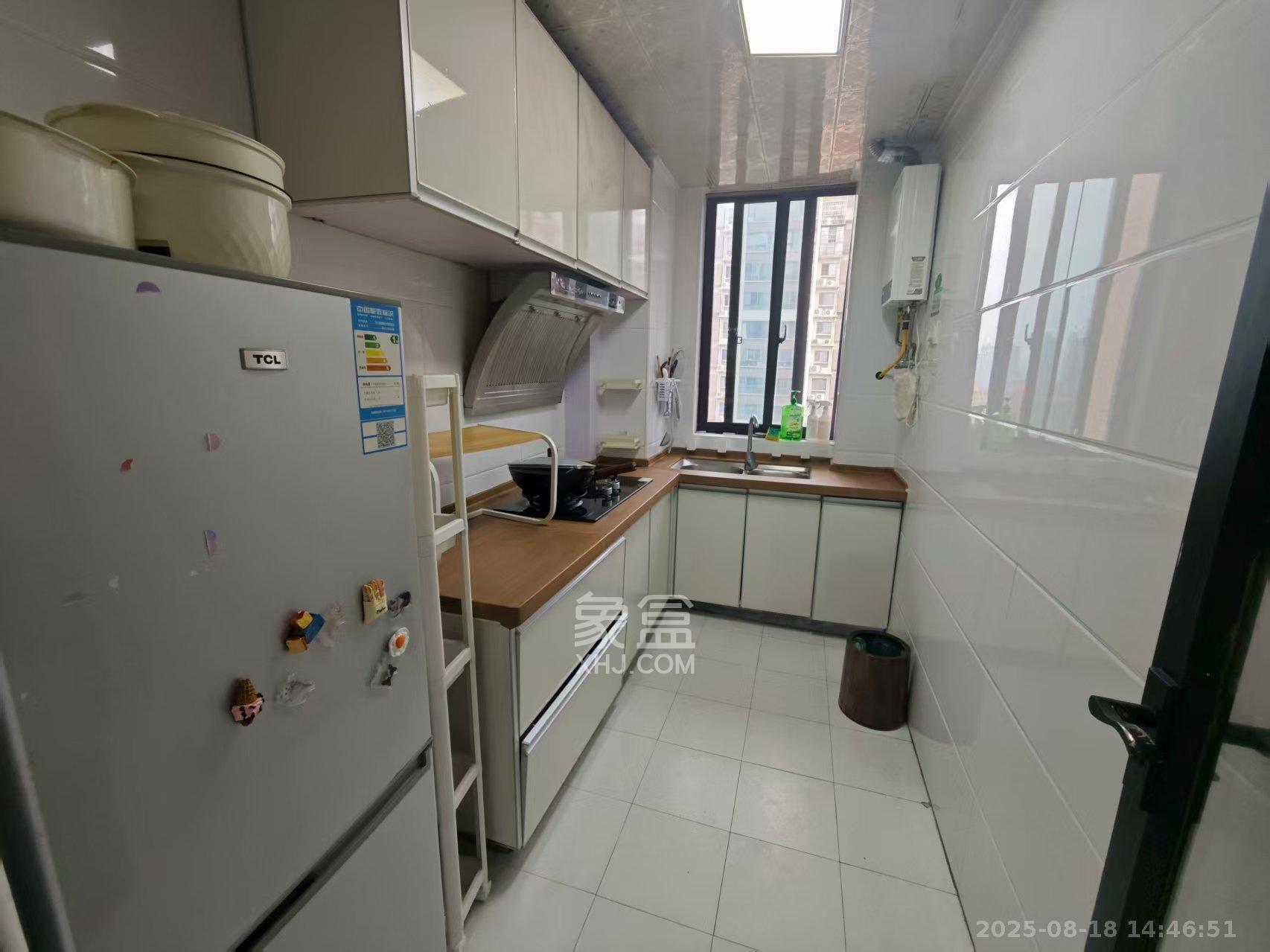 芒果天地(芒果雅苑)  2室1厅1卫   2700.00元/月室内图