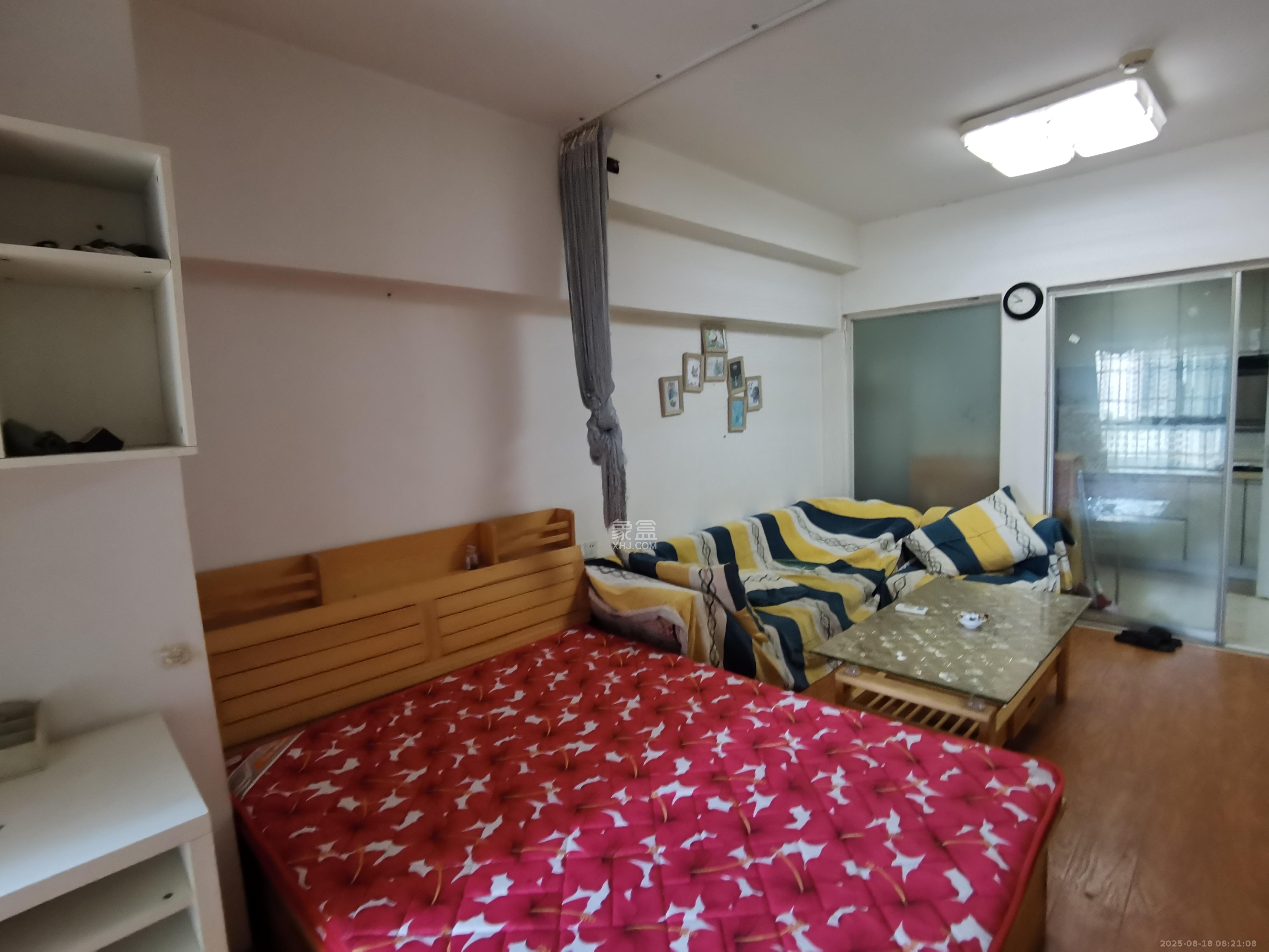 新长海广场  1室1厅1卫    1200.0元/月 新长海广场  1室1厅1卫    1200.0元/月