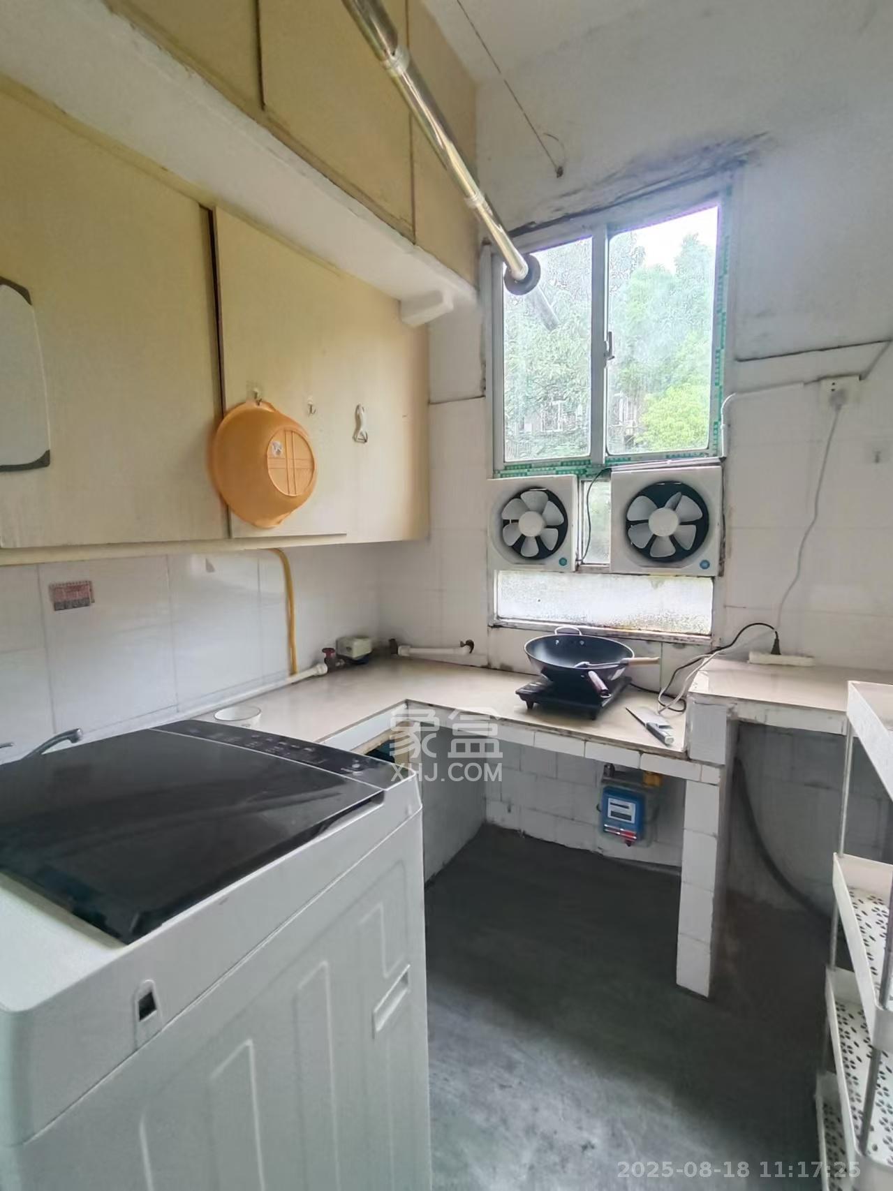 向韶村 2室1厅1卫 1500.0元/月 向韶村 2室1厅1卫 1500.0元/月室内图