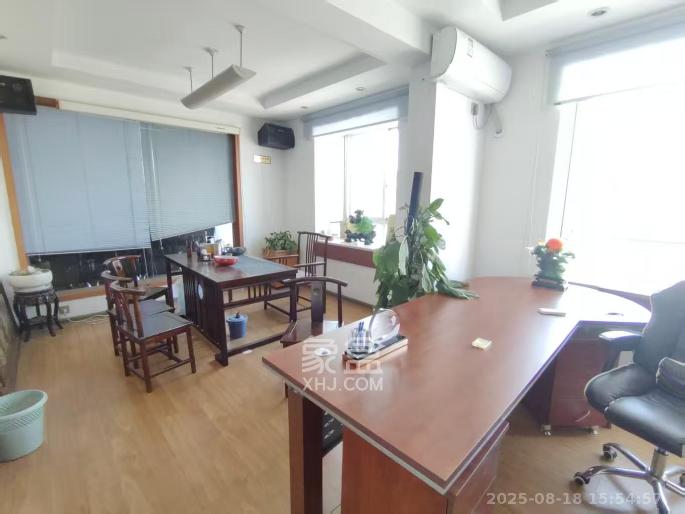 高桥现代商贸城  4室2厅2卫    4000.0元/月室内图