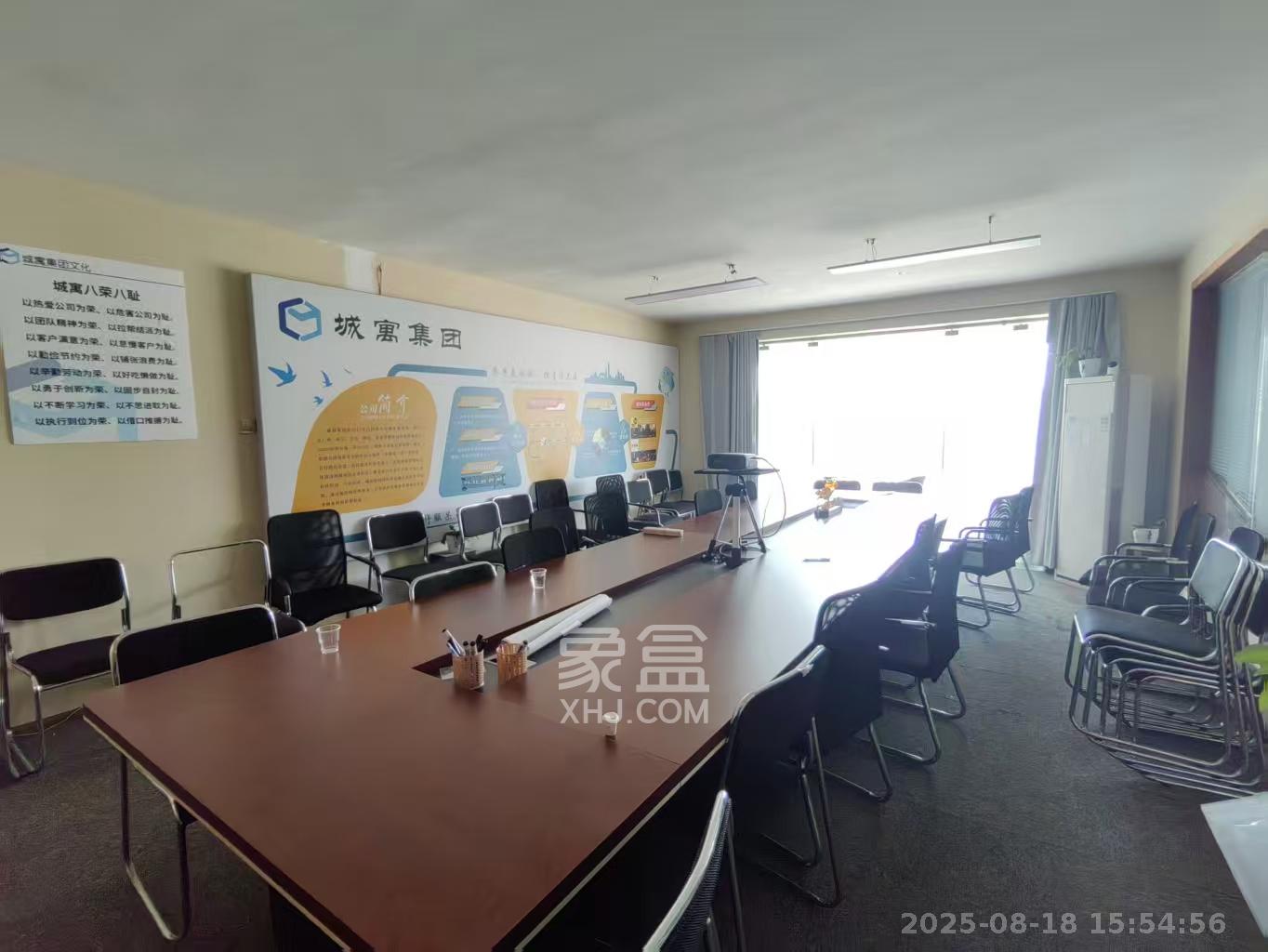 高桥现代商贸城  4室2厅2卫    4000.0元/月室内图