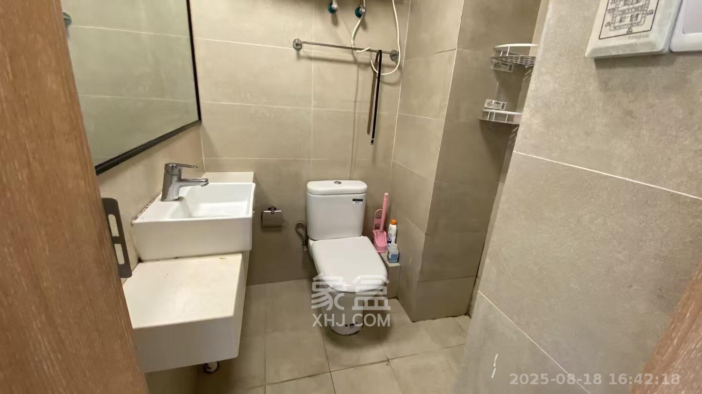 兰亭湾畔 1室1厅1卫 1000.00元/月 兰亭湾畔 1室1厅1卫 1000.00元/月室内图