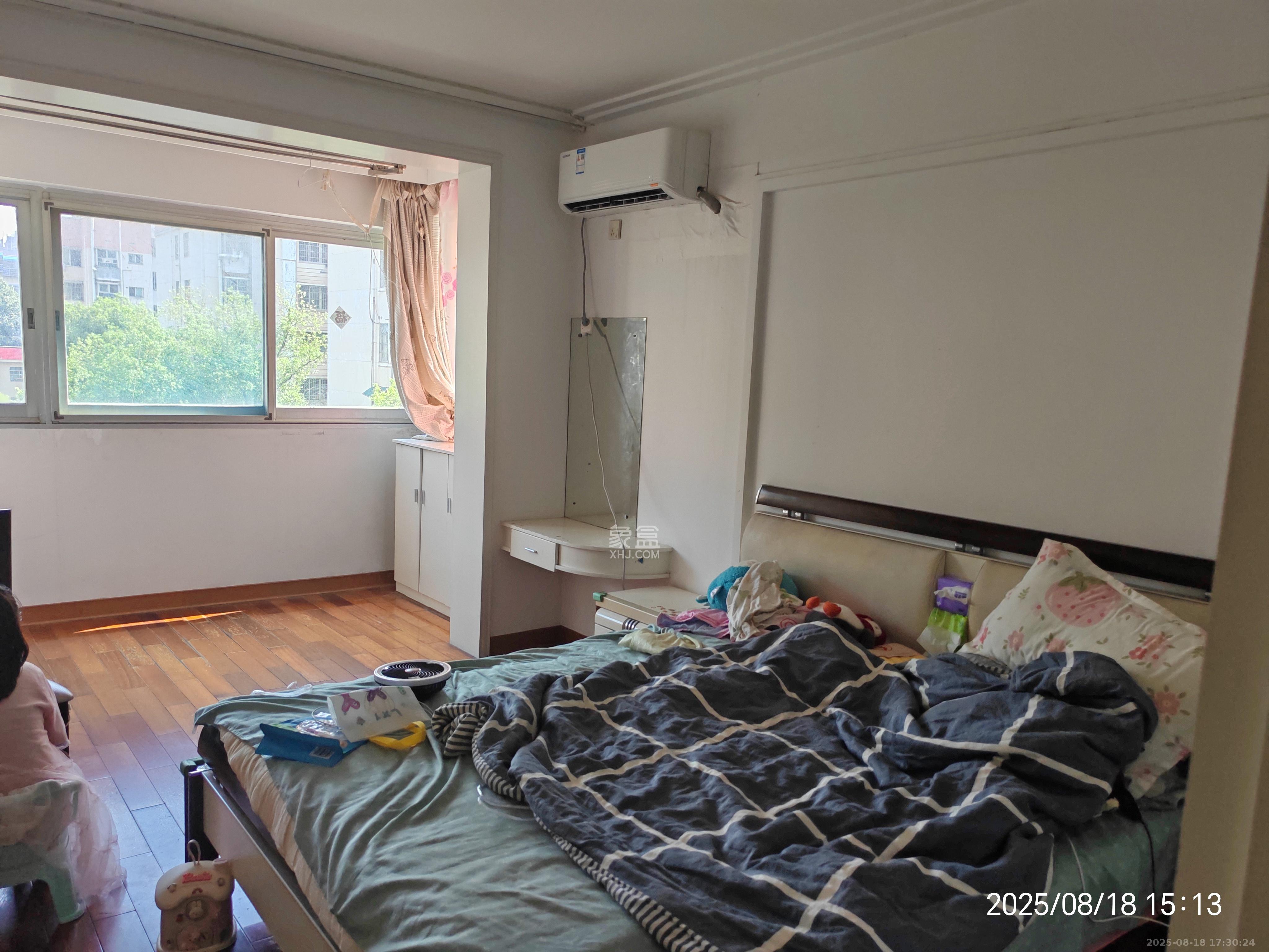 湘卫花苑  2室1厅1卫    1800.0元/月 湘卫花苑  2室1厅1卫    1800.0元/月室内图