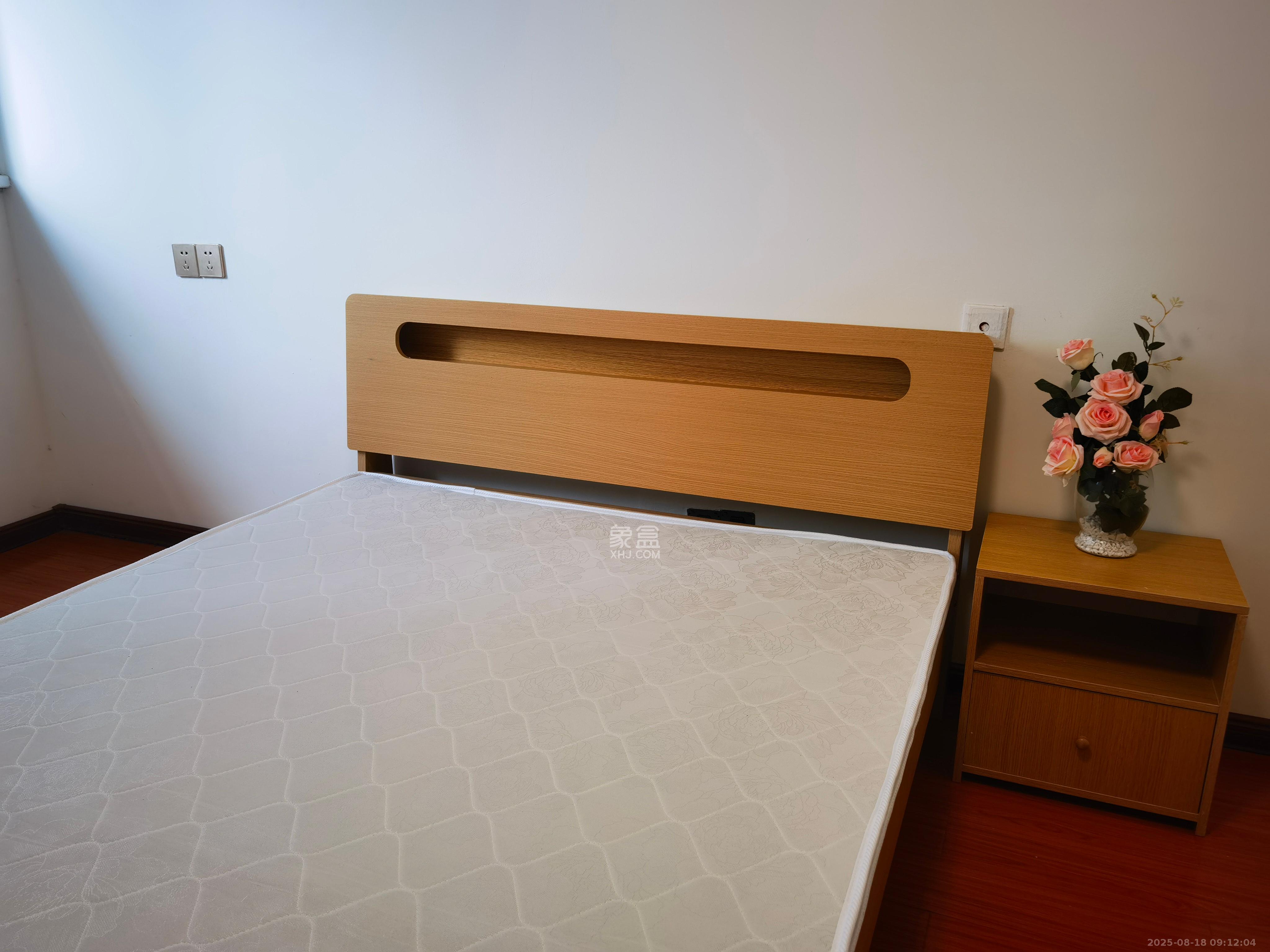 东友星座 1室1厅1卫 2200.0元/月 东友星座 1室1厅1卫 2200.0元/月室内图