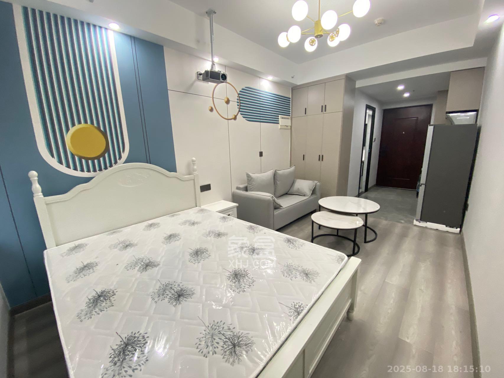 保利海德公园  1室1厅1卫    1700.0元/月 保利海德公园  1室1厅1卫    1700.0元/月室内图