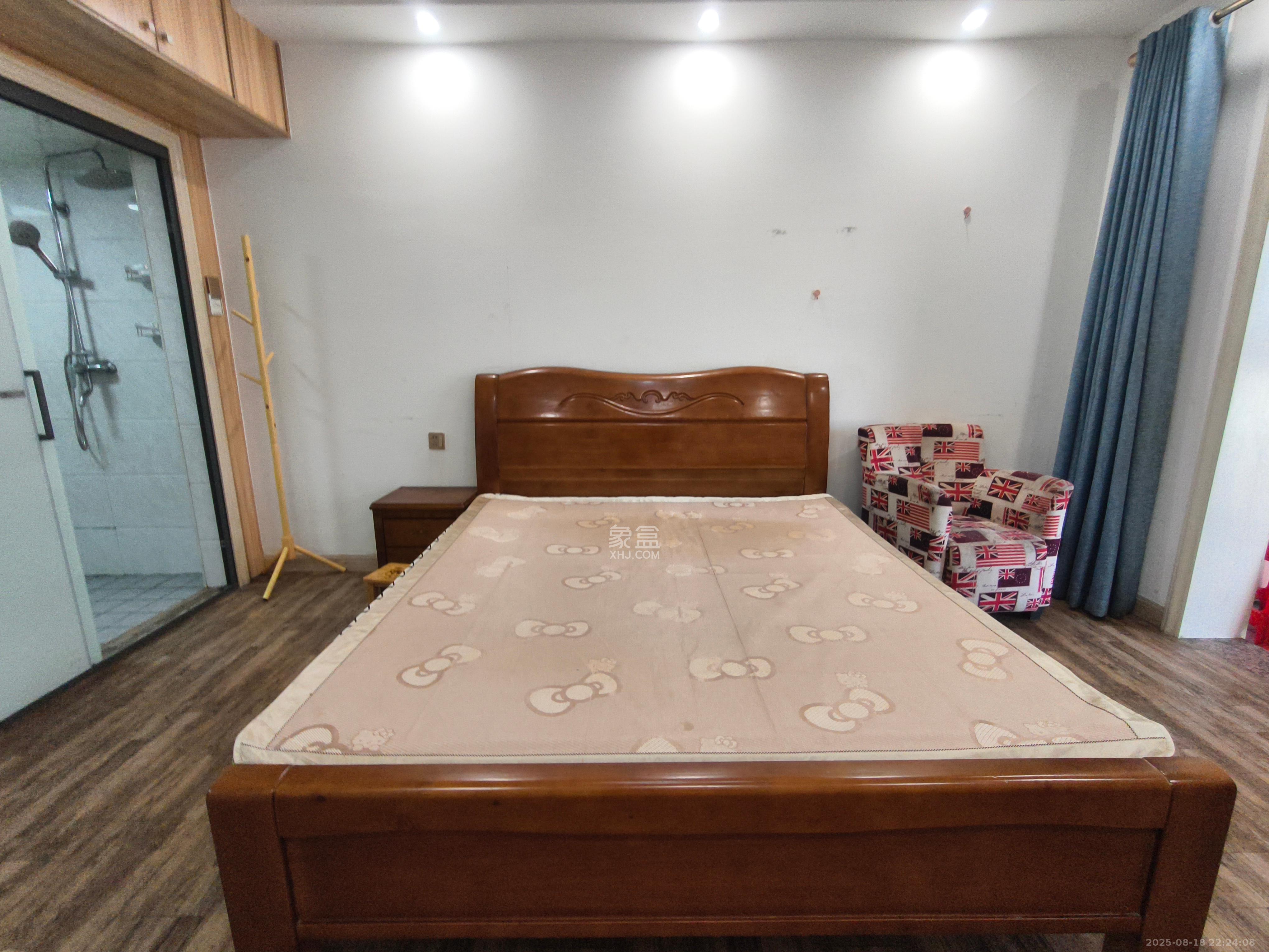 中欣楚天雅郡  1室1厅1卫    1100.0元/月 中欣楚天雅郡  1室1厅1卫    1100.0元/月室内图