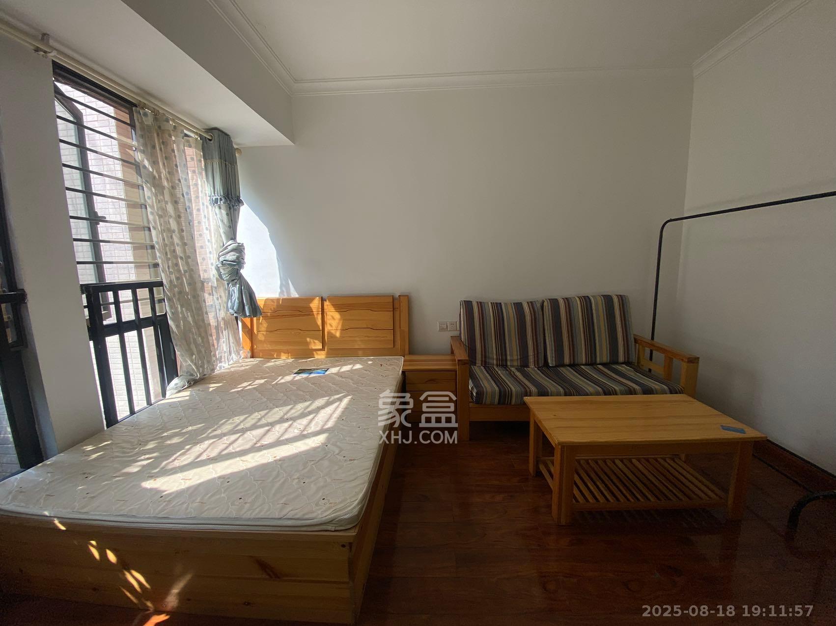 中建芙蓉工社  1室1厅1卫   1150.00元/月