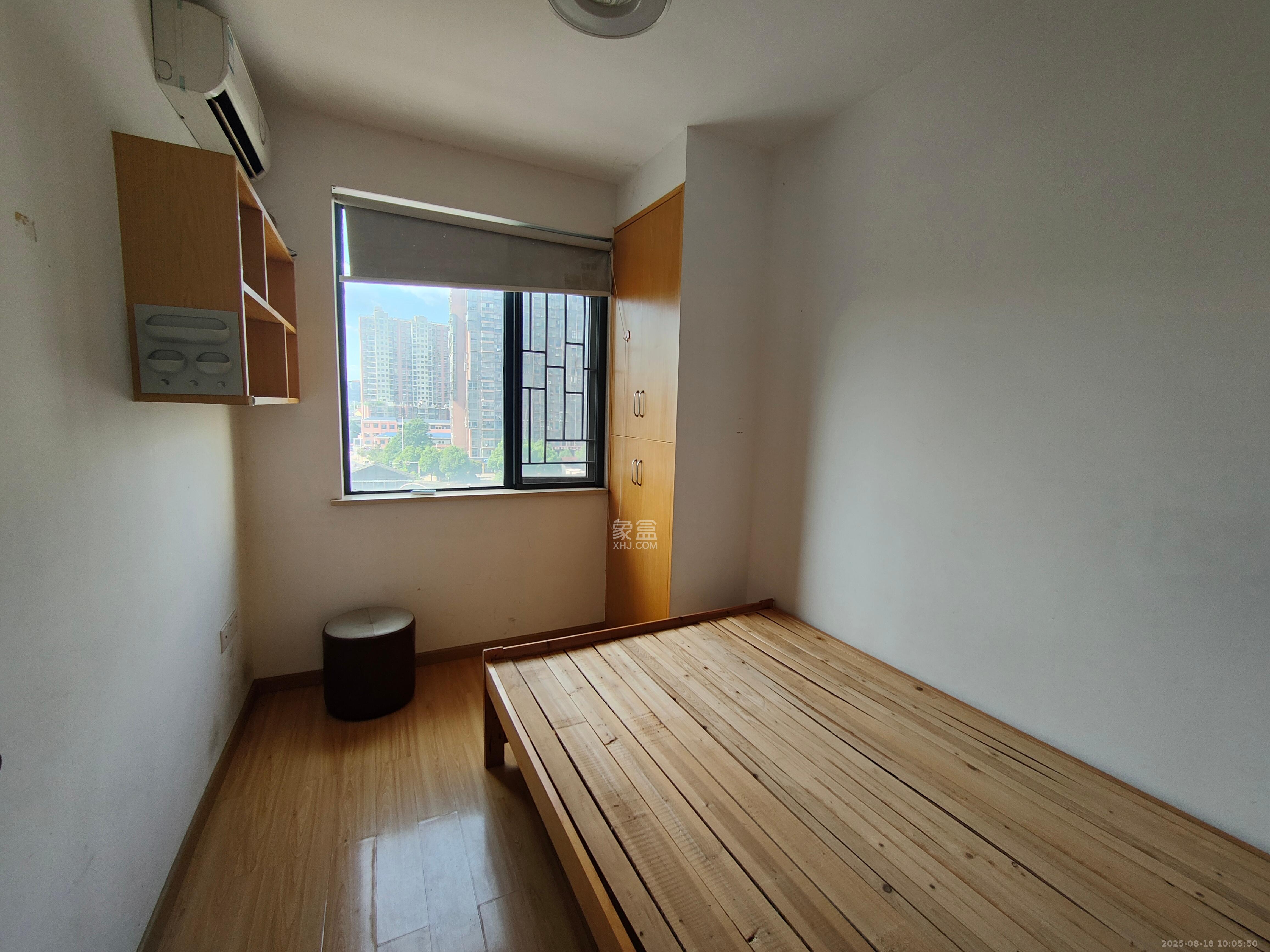 万芙锦城 3室2厅1卫 2300.0元/月 万芙锦城 3室2厅1卫 2300.0元/月室内图