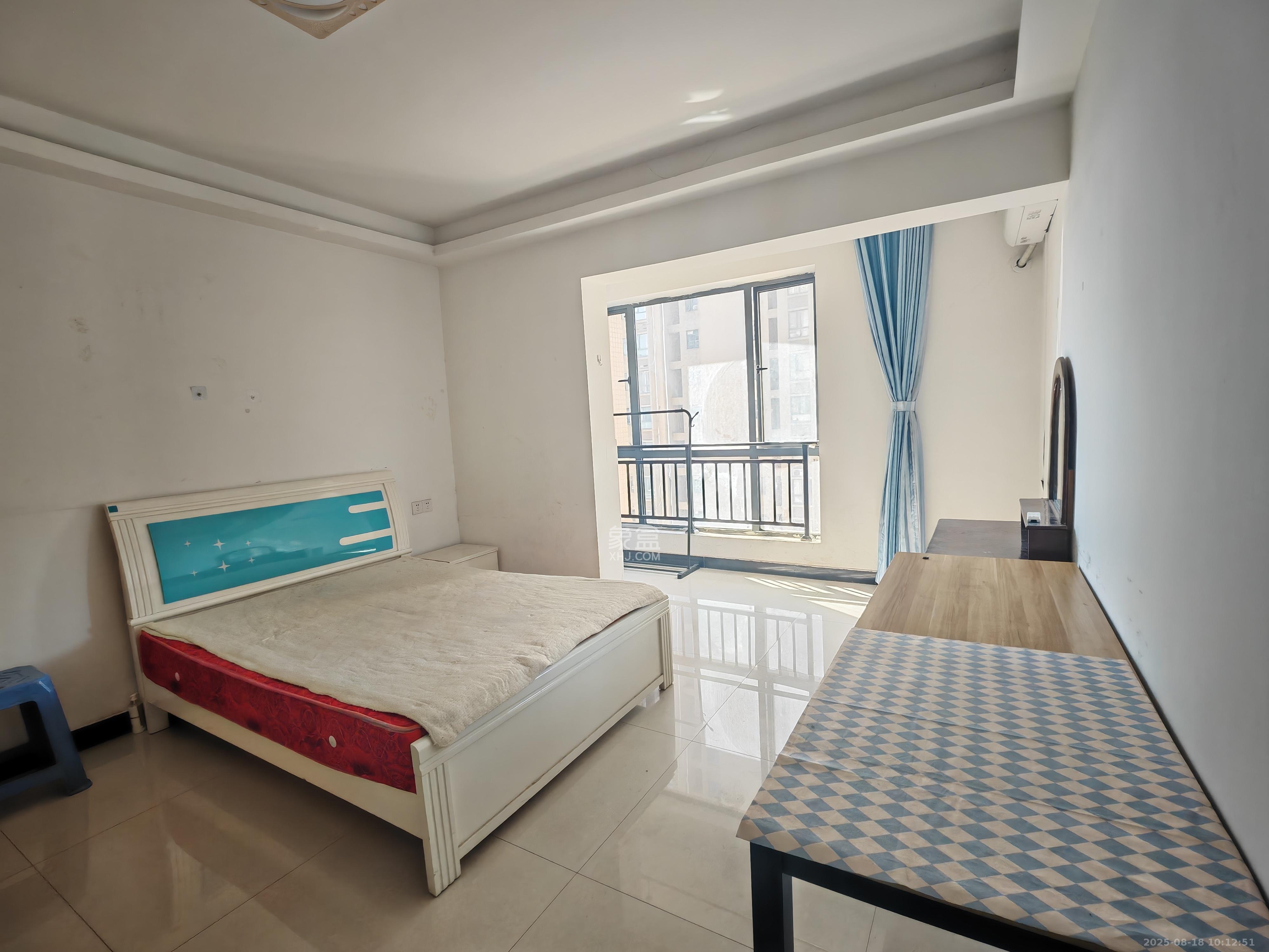 剑桥名门  1室1厅1卫    1400.0元/月 剑桥名门  1室1厅1卫    1400.0元/月室内图