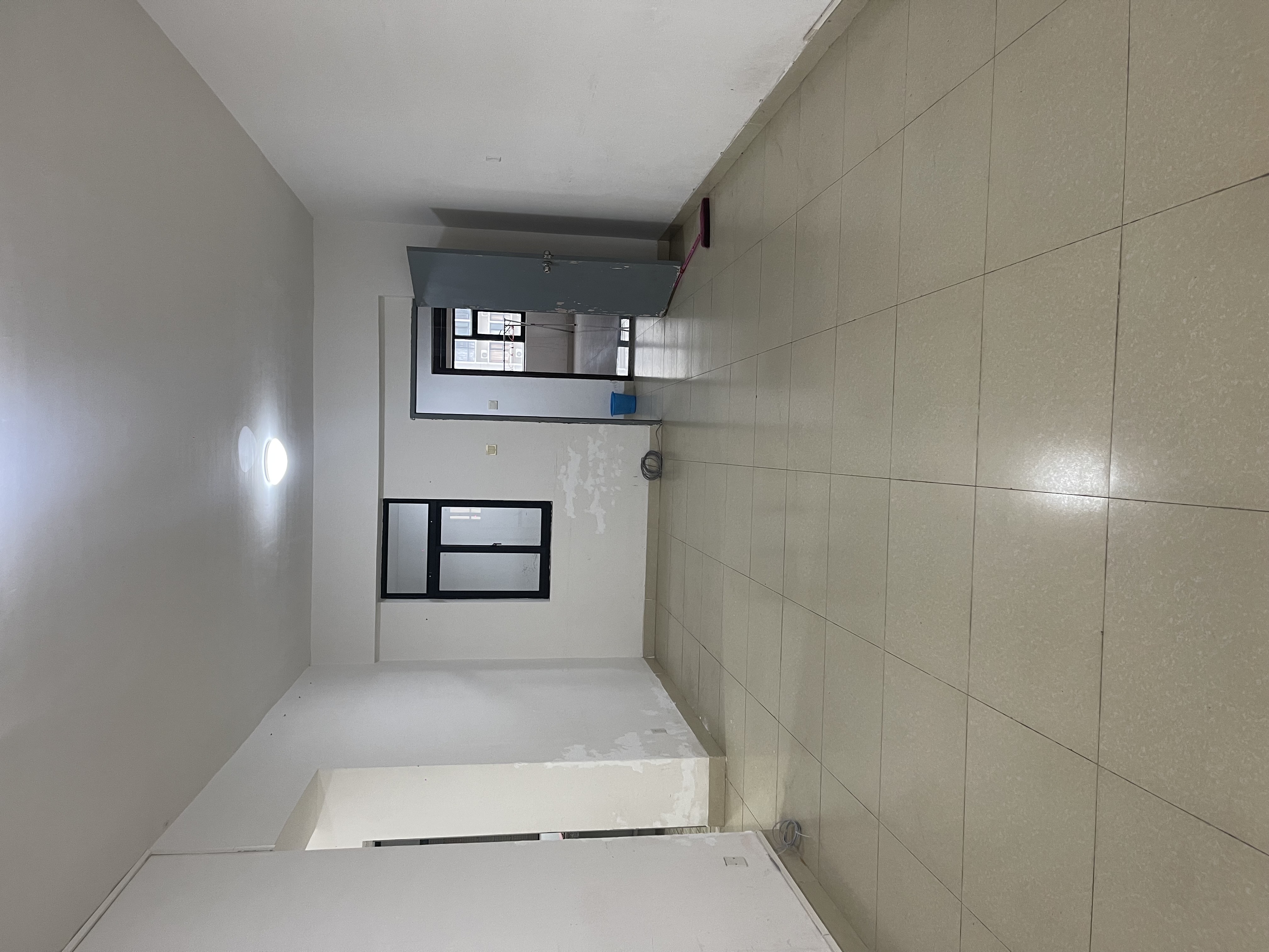 盛贤景都  3室2厅2卫   2300.00元/月室内图