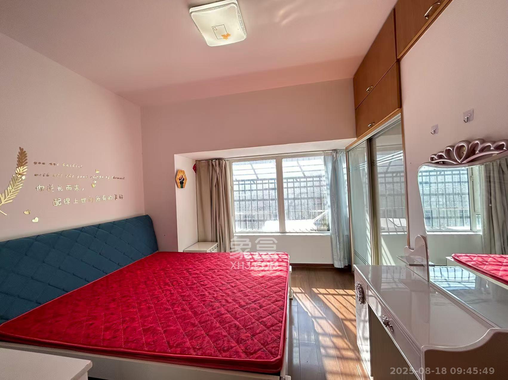 红区抽屉  3室2厅2卫    2800.0元/月室内图