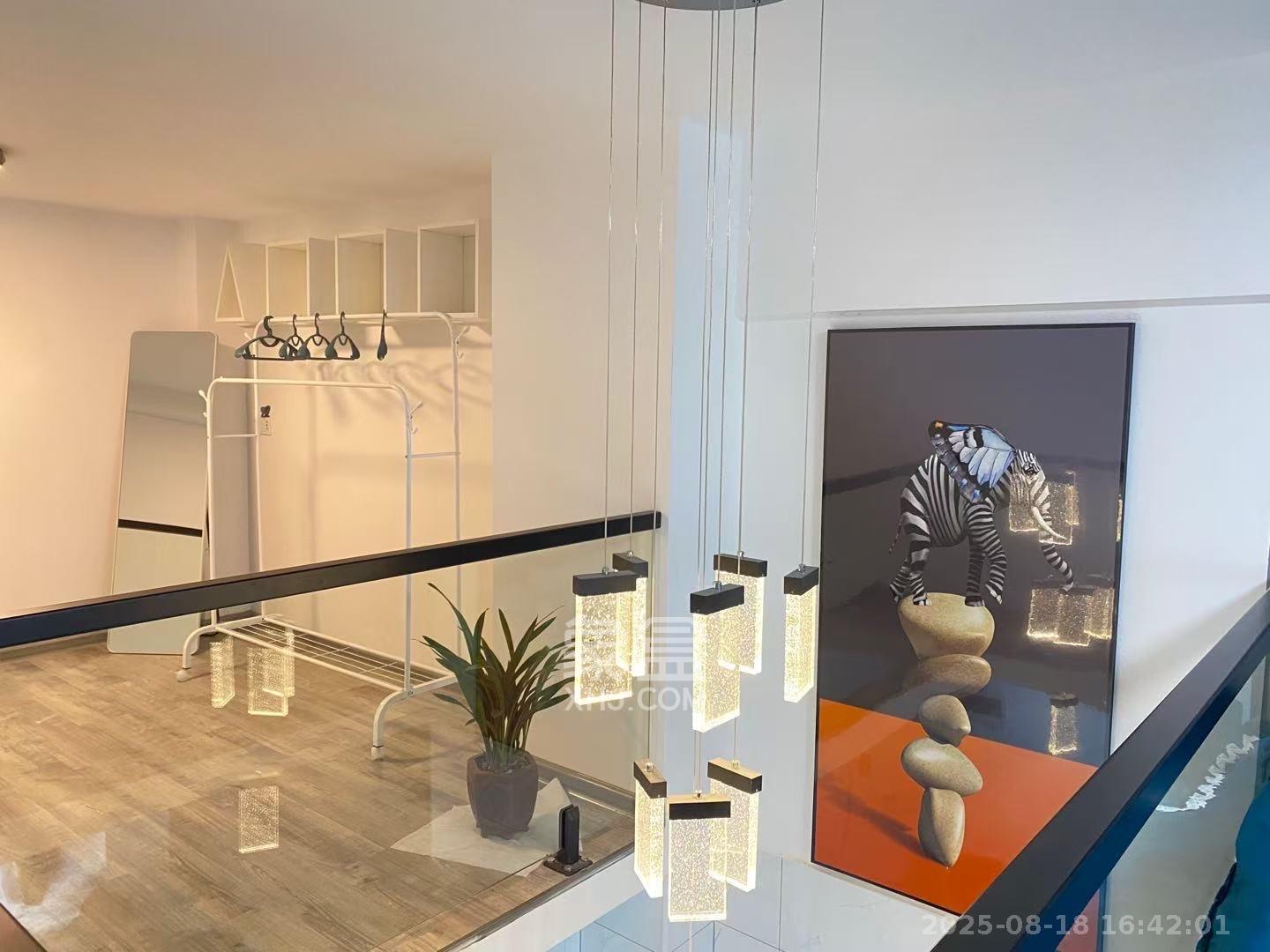 弘坤云寓 1室1厅1卫 2600.0元/月 弘坤云寓 1室1厅1卫 2600.0元/月室内图