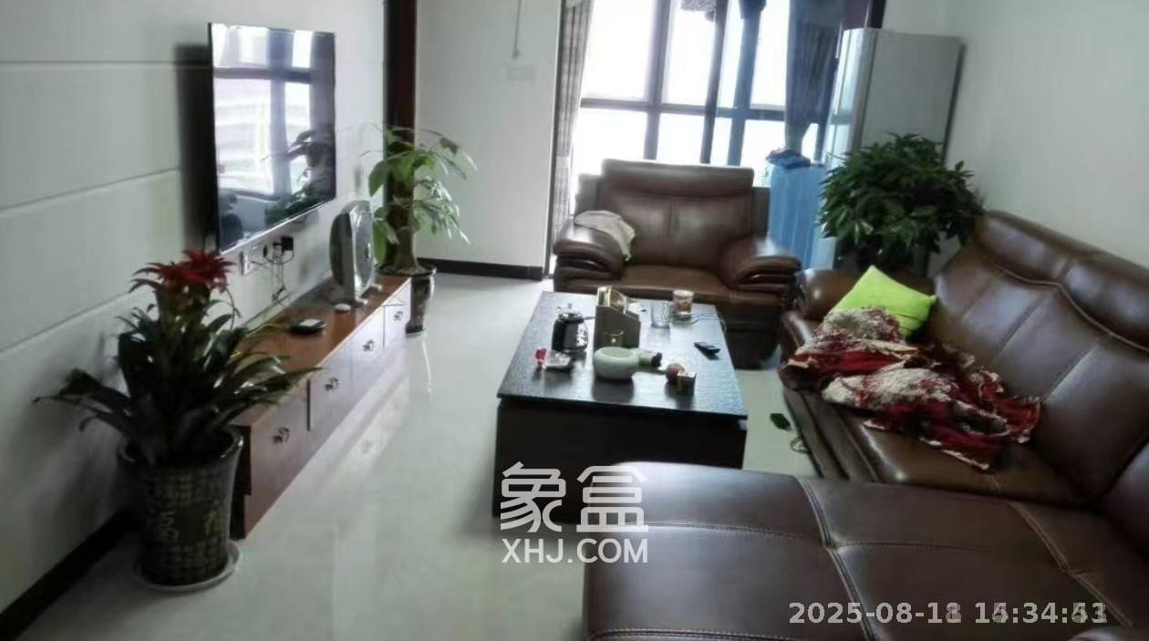 洋湖18克拉（旷远洋湖18克拉）  3室2厅1卫   2600.00元/月