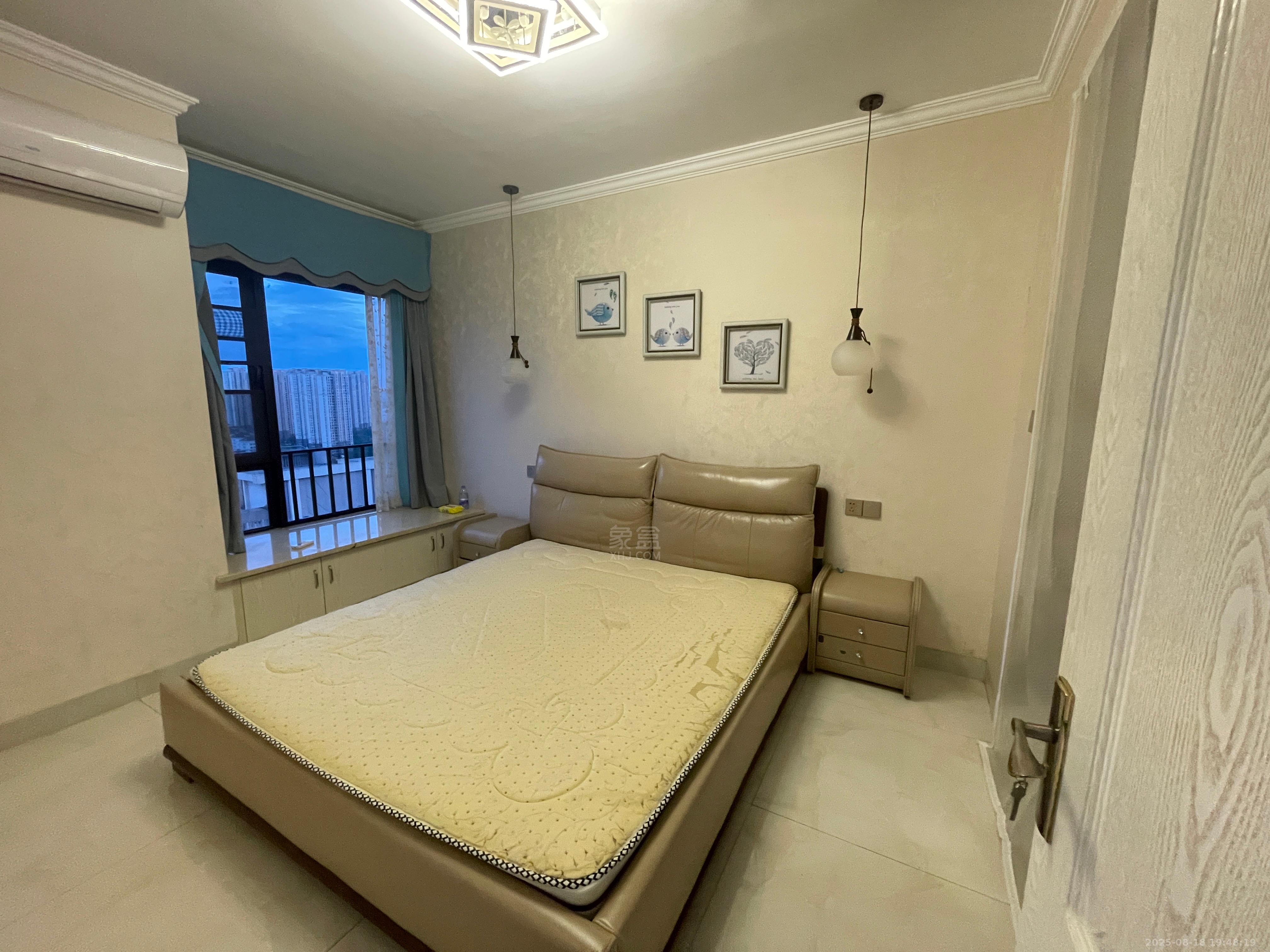 蓝溪谷  2室2厅1卫    2000.0元/月室内图