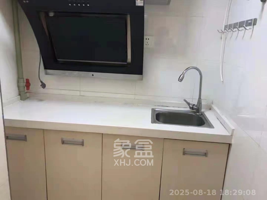 佳兴国际汇  1室1厅1卫    1200.0元/月室内图