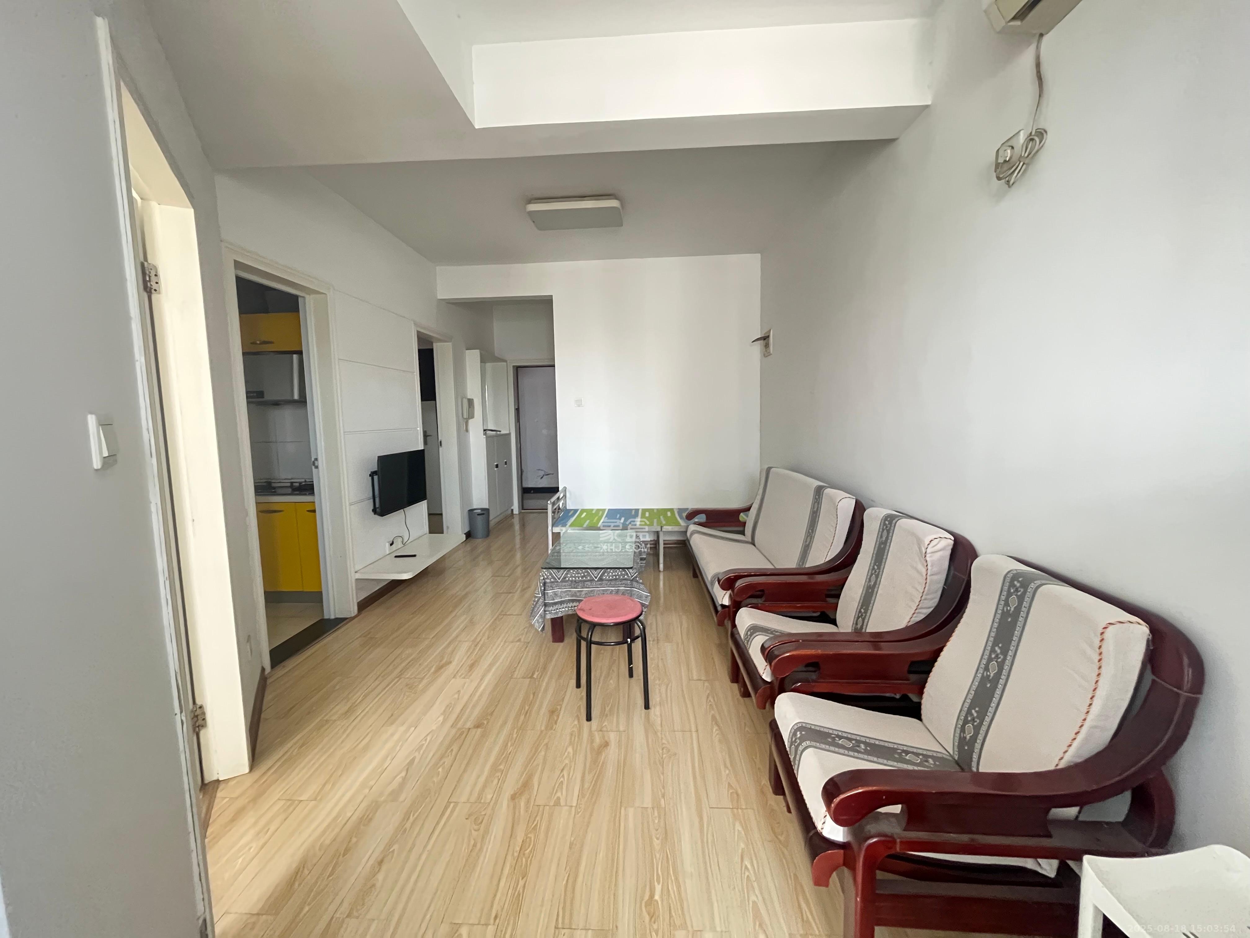 东上一品 2室1厅1卫 1800.0元/月 东上一品 2室1厅1卫 1800.0元/月室内图