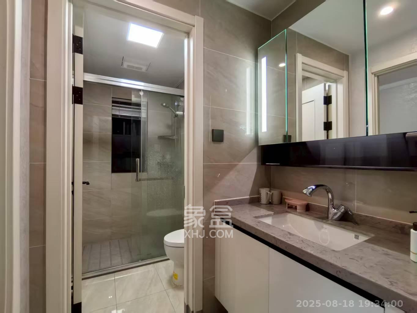 万科金色梦想B区  4室2厅2卫    3600.0元/月 万科金色梦想B区  4室2厅2卫    3600.0元/月室内图