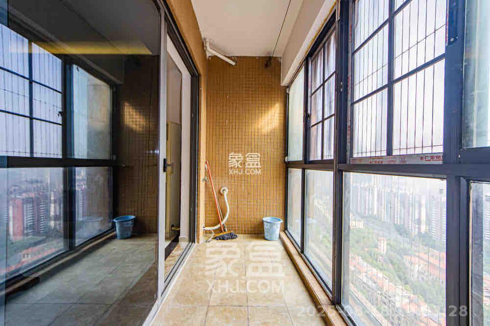 珠江郦城薰衣道  3室2厅1卫    2200.0元/月室内图