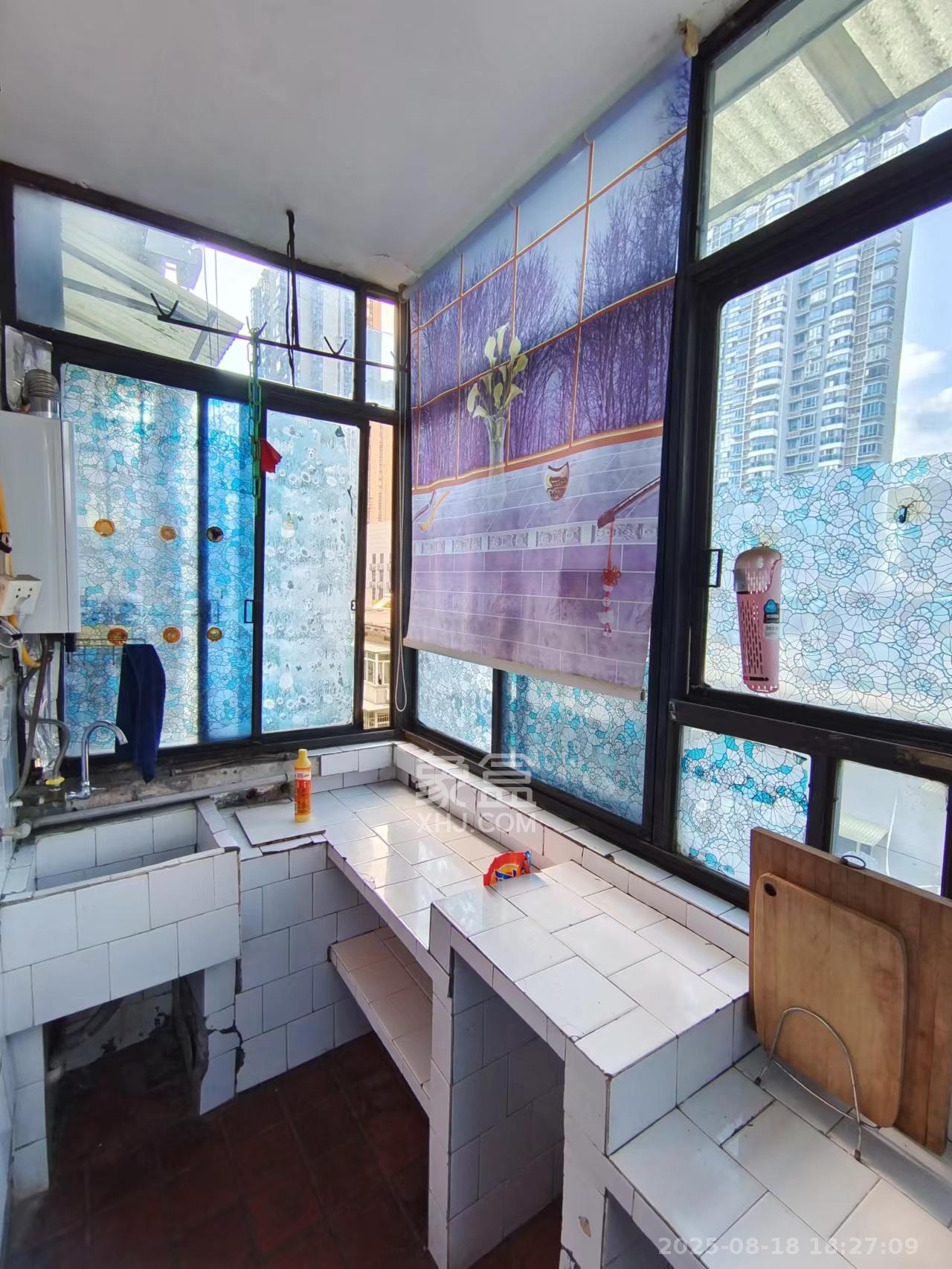 中国水电八局宿舍 2室2厅1卫 1500.0元/月 中国水电八局宿舍 2室2厅1卫 1500.0元/月室内图