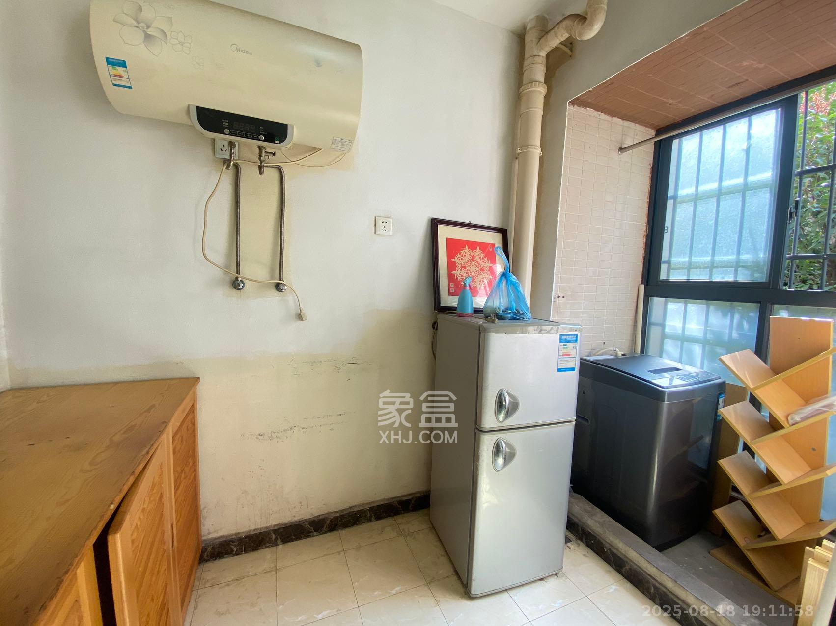 中建芙蓉工社  1室1厅1卫   1150.00元/月室内图