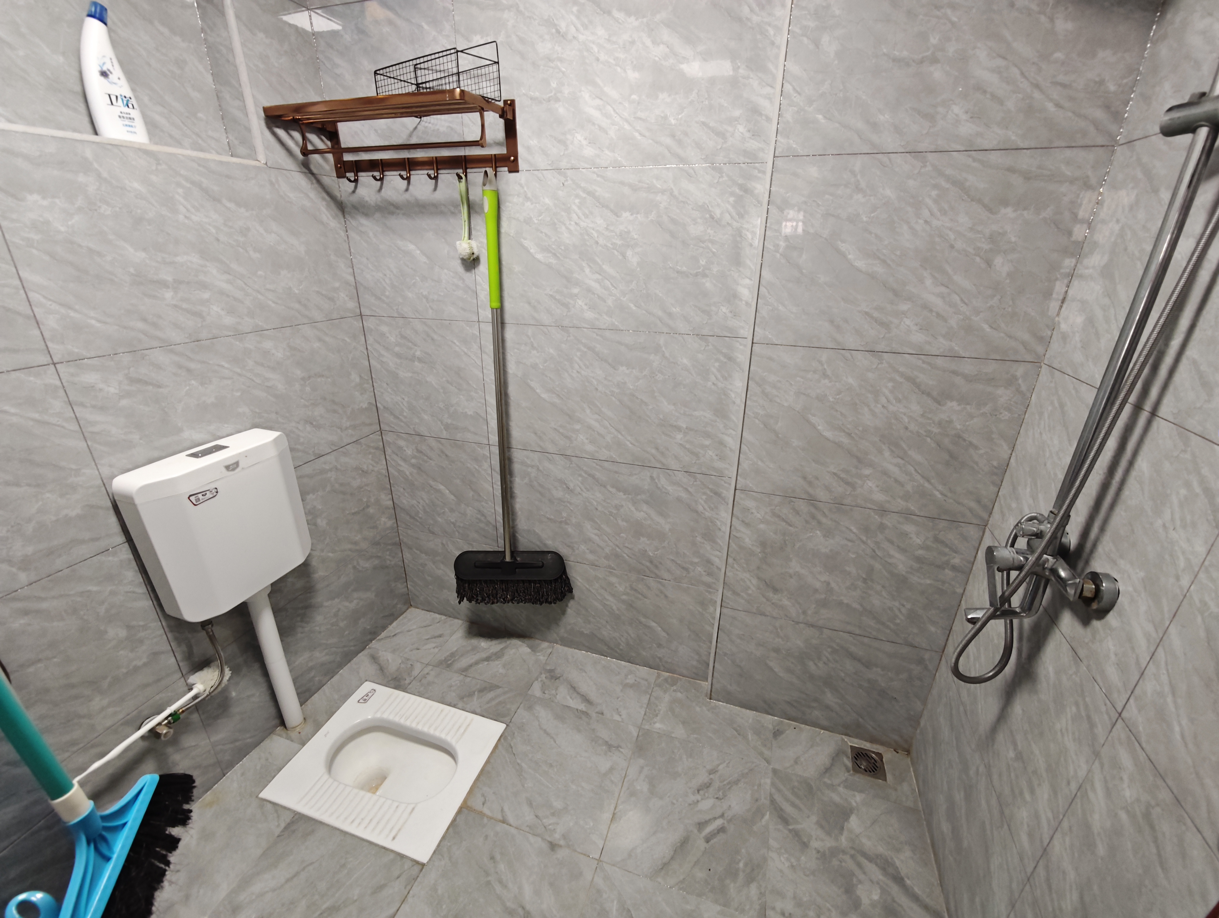 新大洲教师住宅小区 2室1厅1卫 2000.0元/月 新大洲教师住宅小区 2室1厅1卫 2000.0元/月室内图