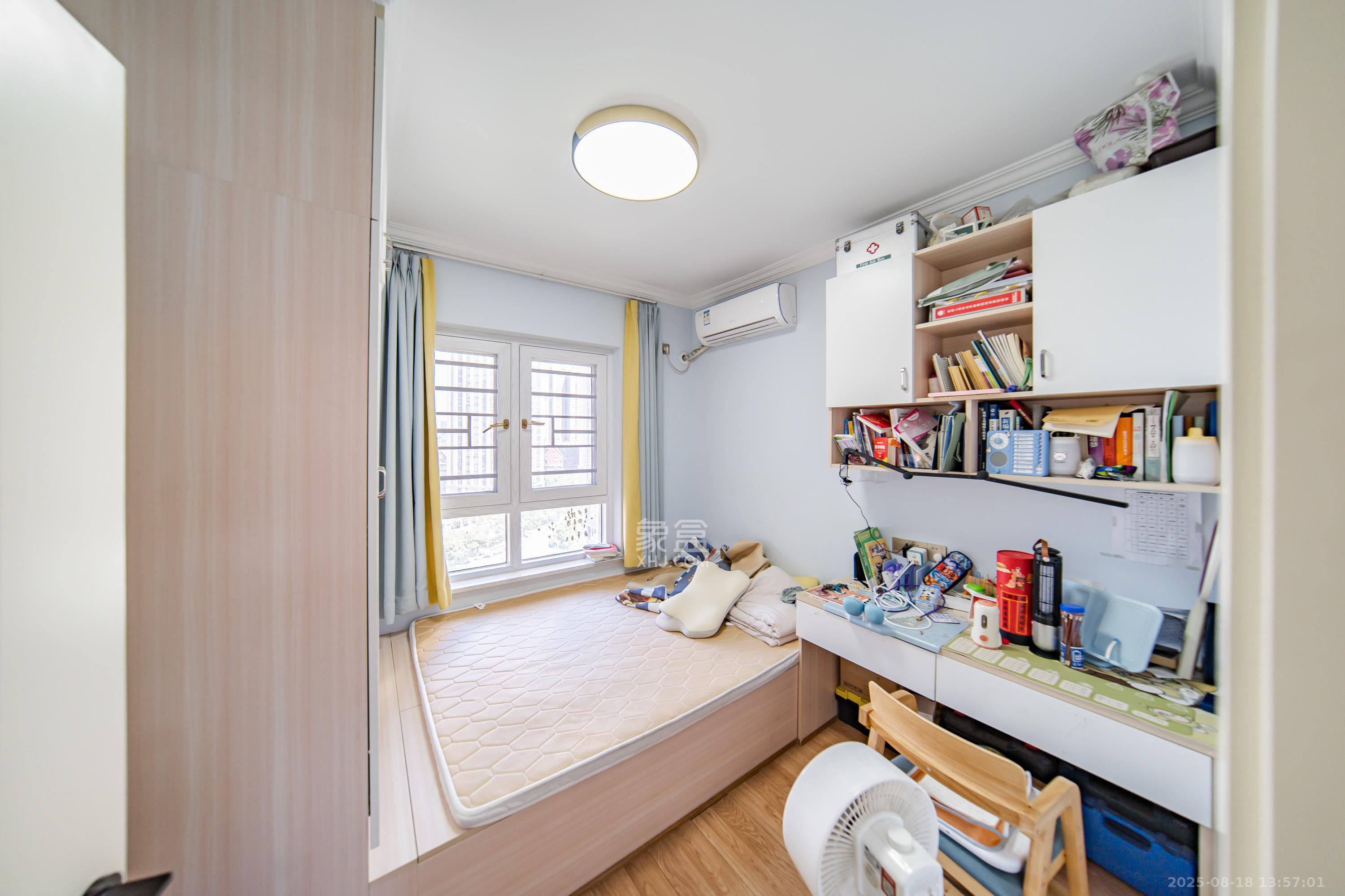 合能洋湖公馆  3室1厅2卫    95.0万 合能洋湖公馆  3室1厅2卫    95.0万卧室