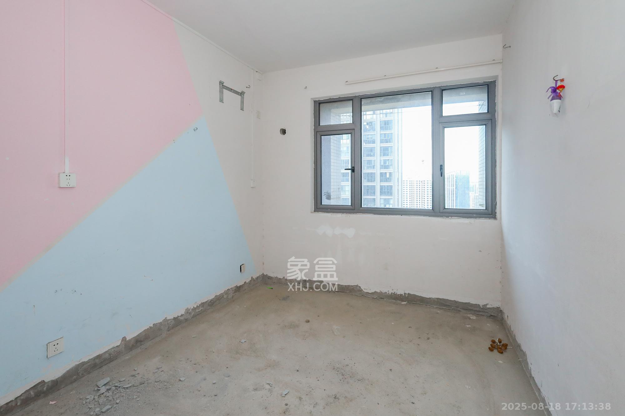 八方小区C区  3室2厅2卫    380.0万 八方小区C区  3室2厅2卫    380.0万卧室