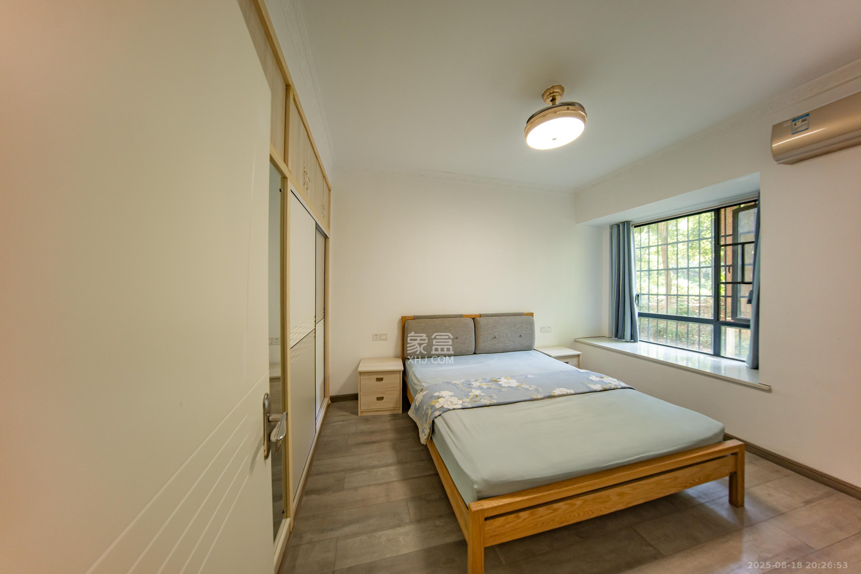 云栖谷  2室2厅1卫    53.8万卧室