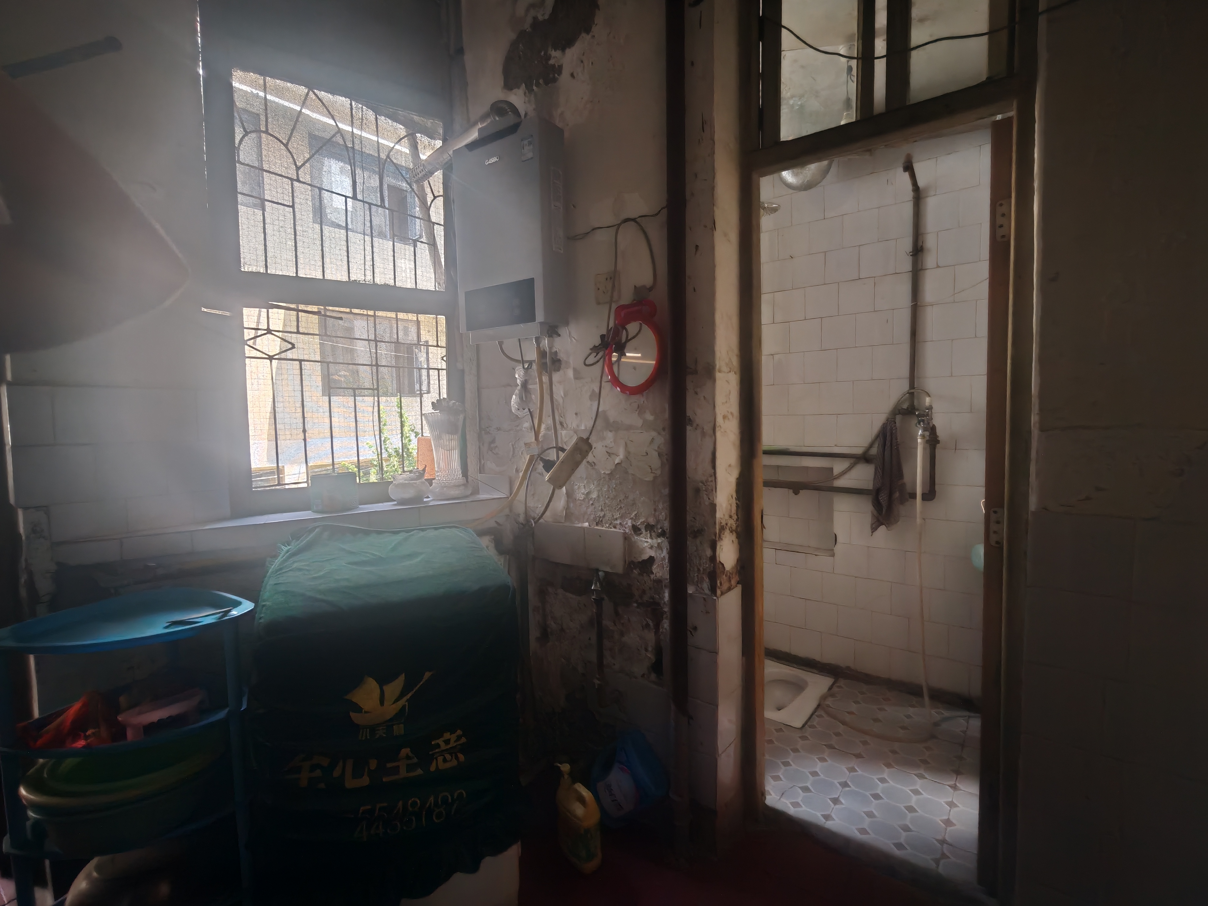 市委一号院 3室2厅1卫 25.8万 市委一号院 3室2厅1卫 25.8万客厅