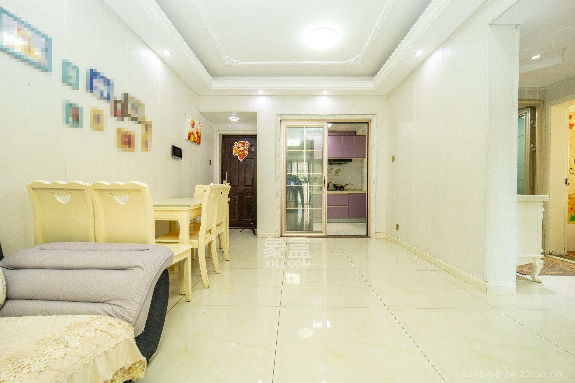 华润置地广场一期  1室2厅1卫    72.8万 华润置地广场一期  1室2厅1卫    72.8万其他