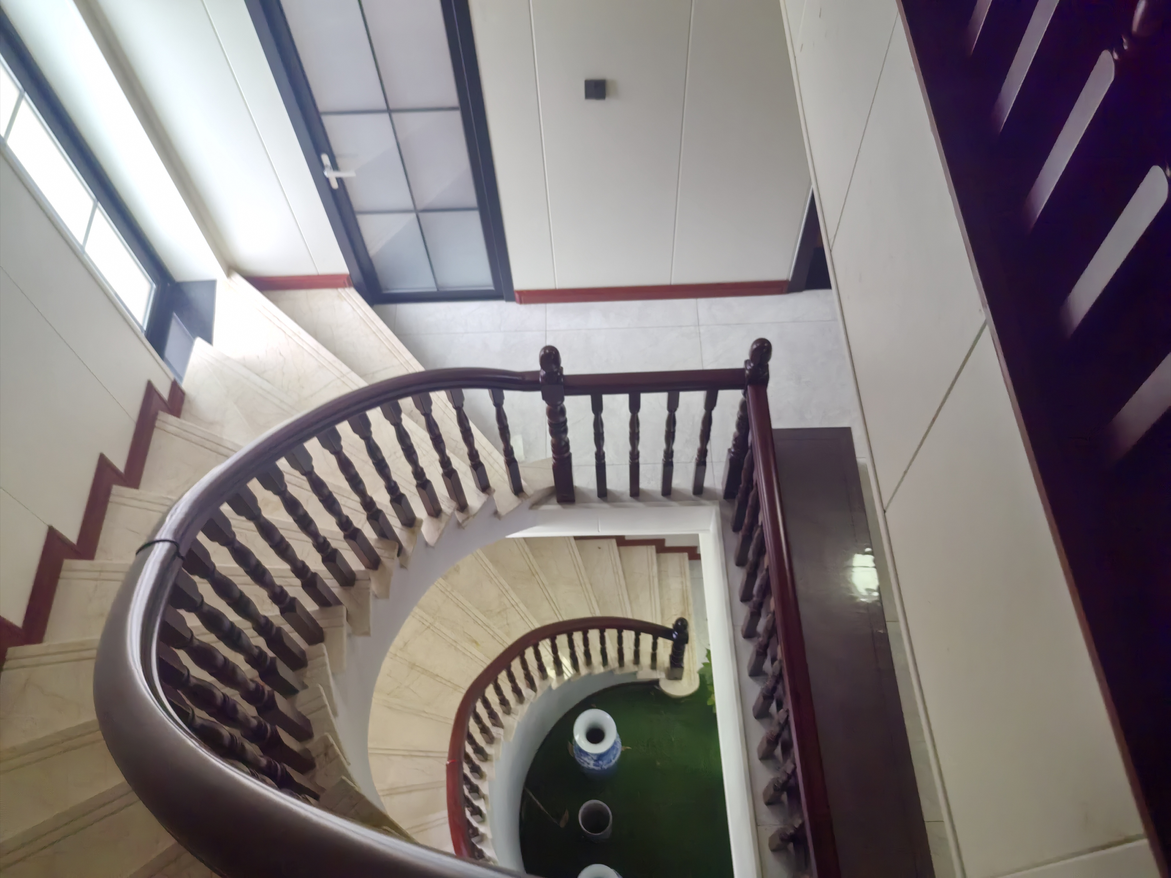 西湾别墅  8室3厅2卫    20000.0元/月室内图