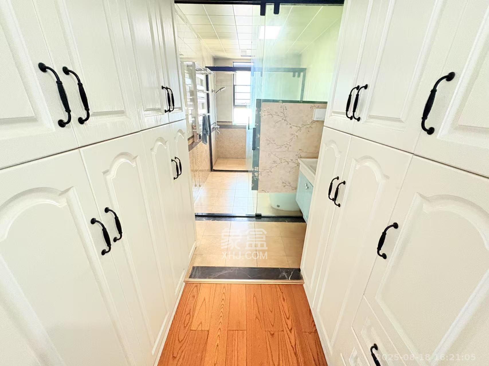 恒基凯旋门三期  4室2厅2卫    4400.0元/月 恒基凯旋门三期  4室2厅2卫    4400.0元/月室内图