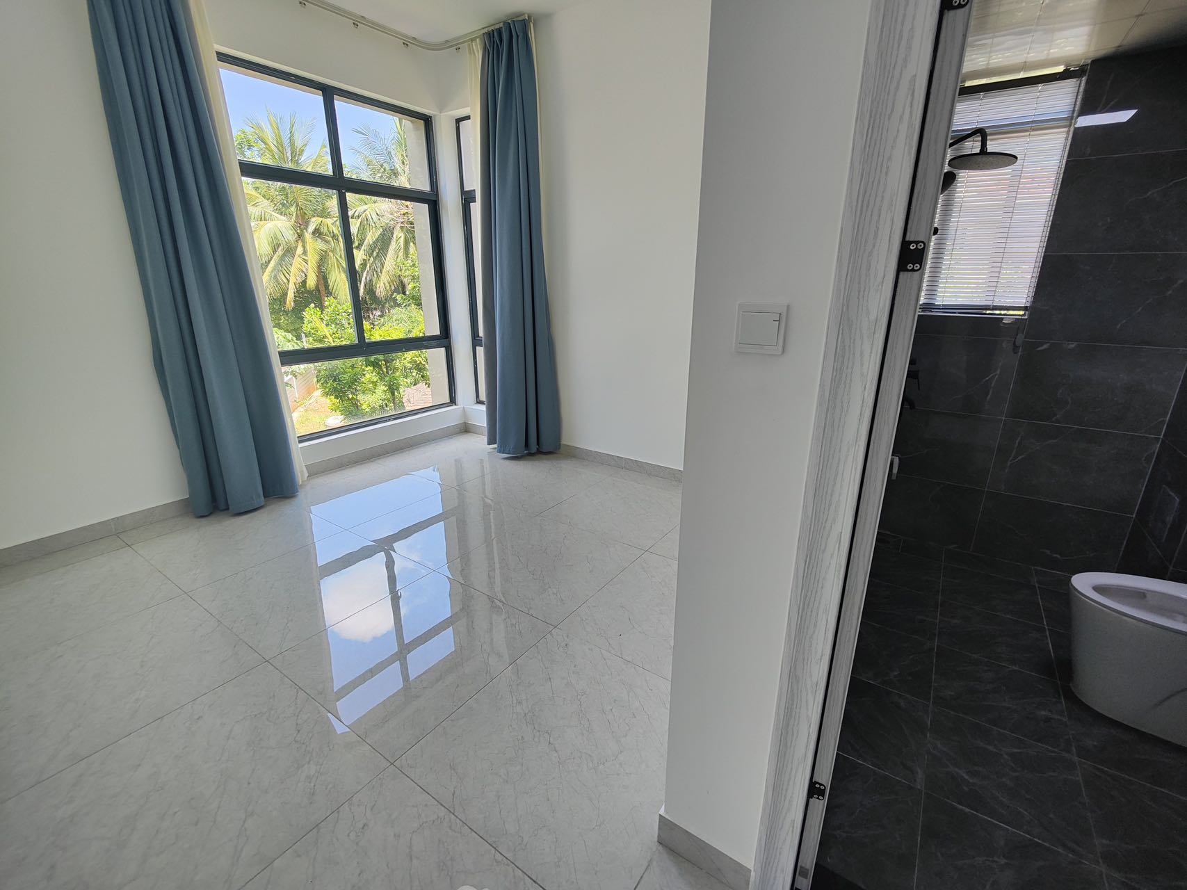 万花坊铂金公馆别墅 5室2厅4卫 16000.0元/月 万花坊铂金公馆别墅 5室2厅4卫 16000.0元/月室内图