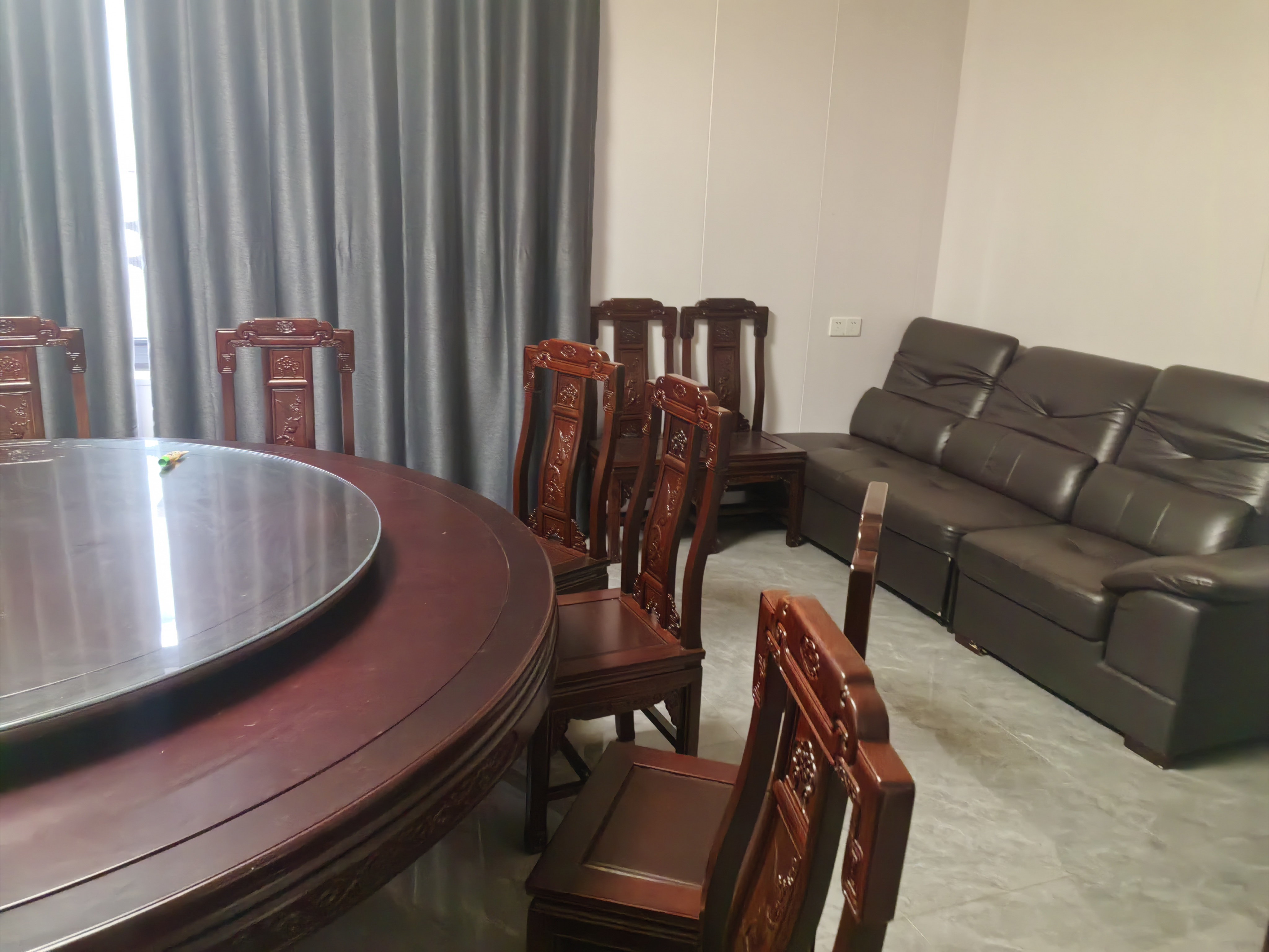 西湾别墅  8室3厅2卫    20000.0元/月室内图