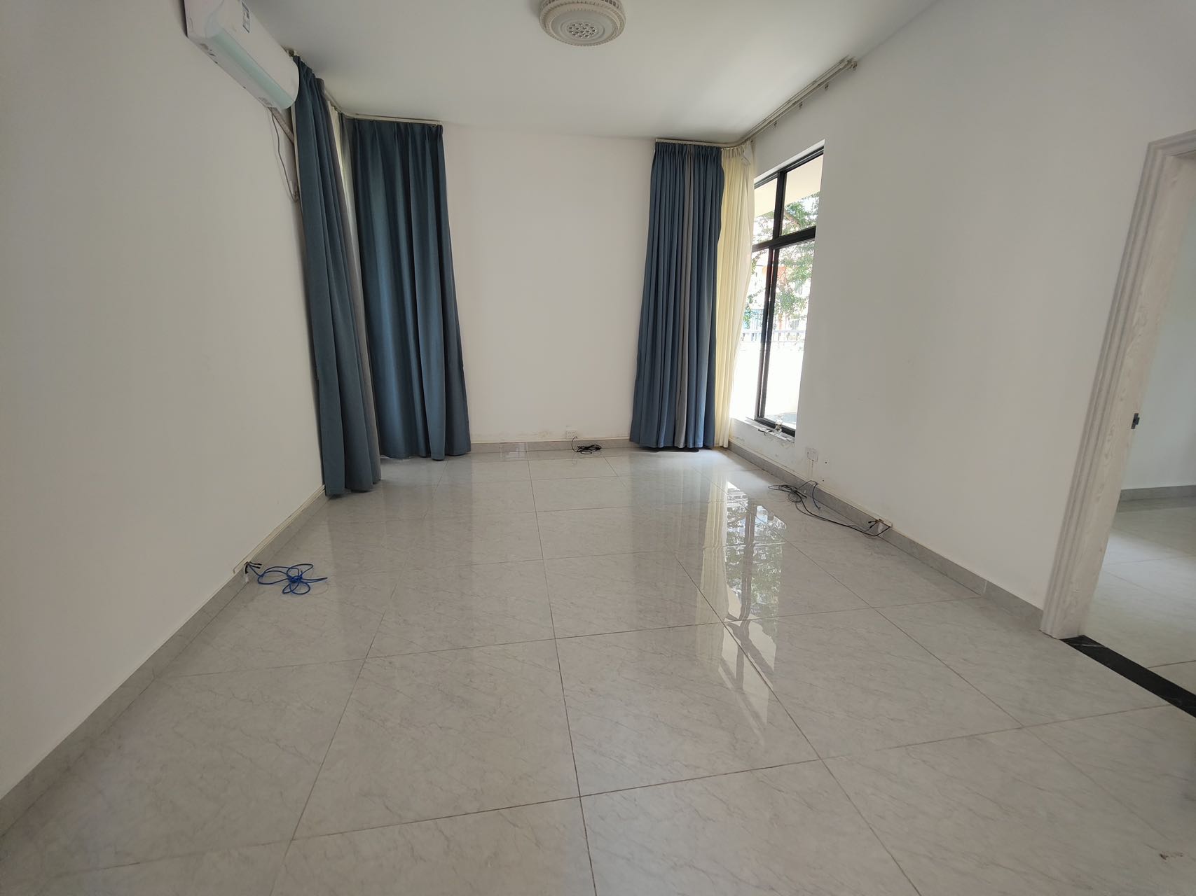 万花坊铂金公馆别墅 5室2厅4卫 16000.0元/月 万花坊铂金公馆别墅 5室2厅4卫 16000.0元/月户型图