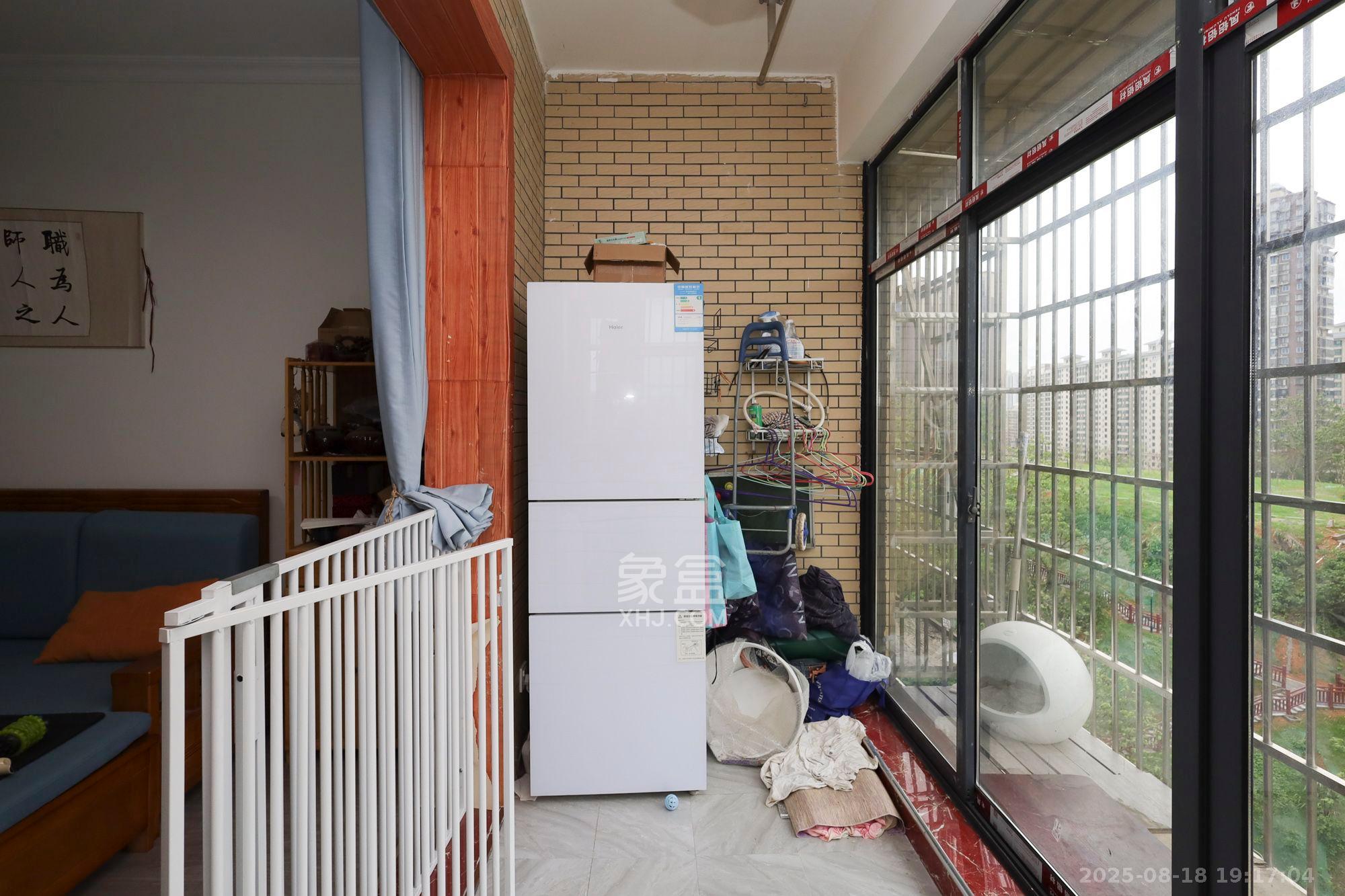 谷山庭院二期 2室2厅1卫 2300.0元/月 谷山庭院二期 2室2厅1卫 2300.0元/月室内图