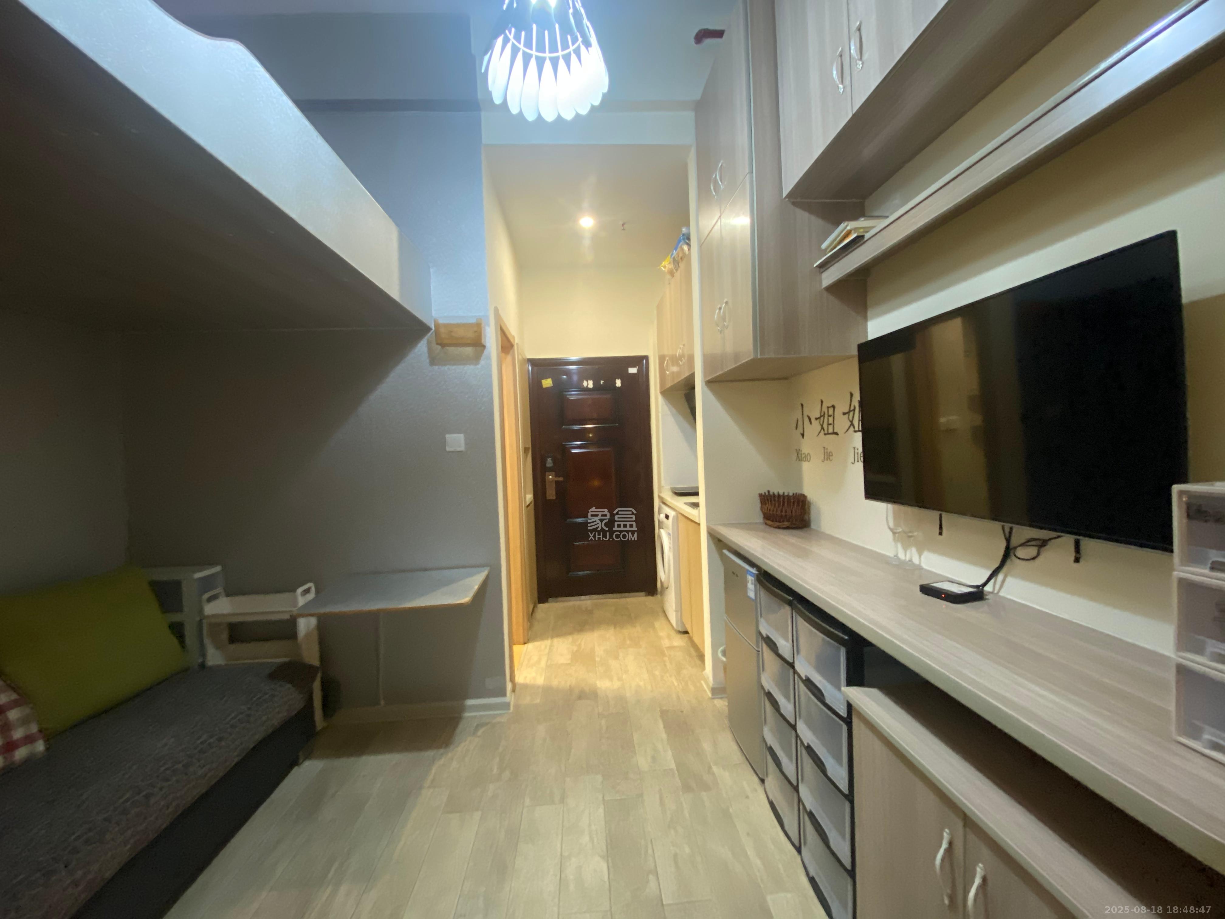 兰亭湾畔 1室1厅1卫 1100.0元/月 兰亭湾畔 1室1厅1卫 1100.0元/月室内图