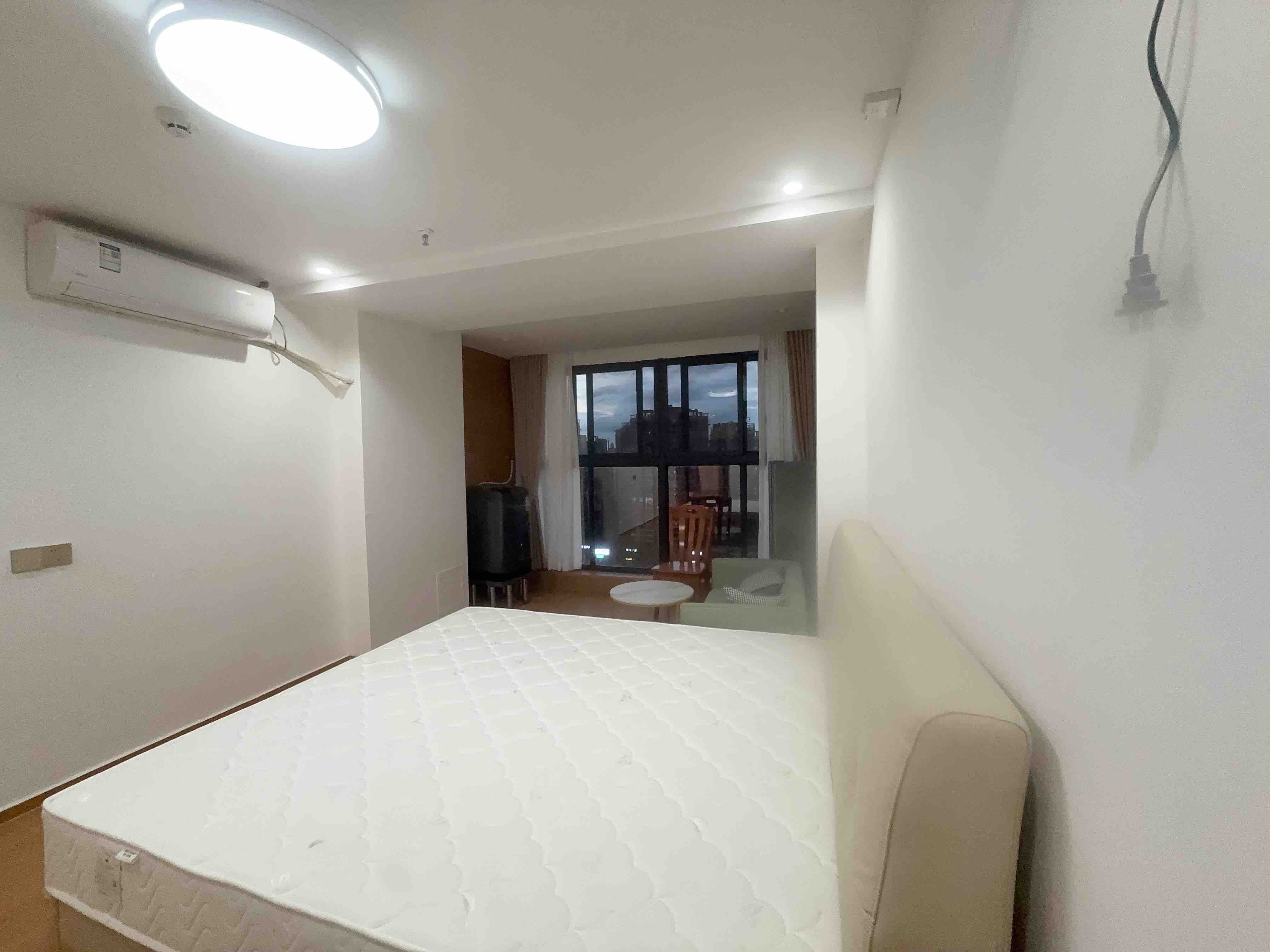 新城吾悦广场 1室0厅1卫 2000.0元/月 新城吾悦广场 1室0厅1卫 2000.0元/月室内图