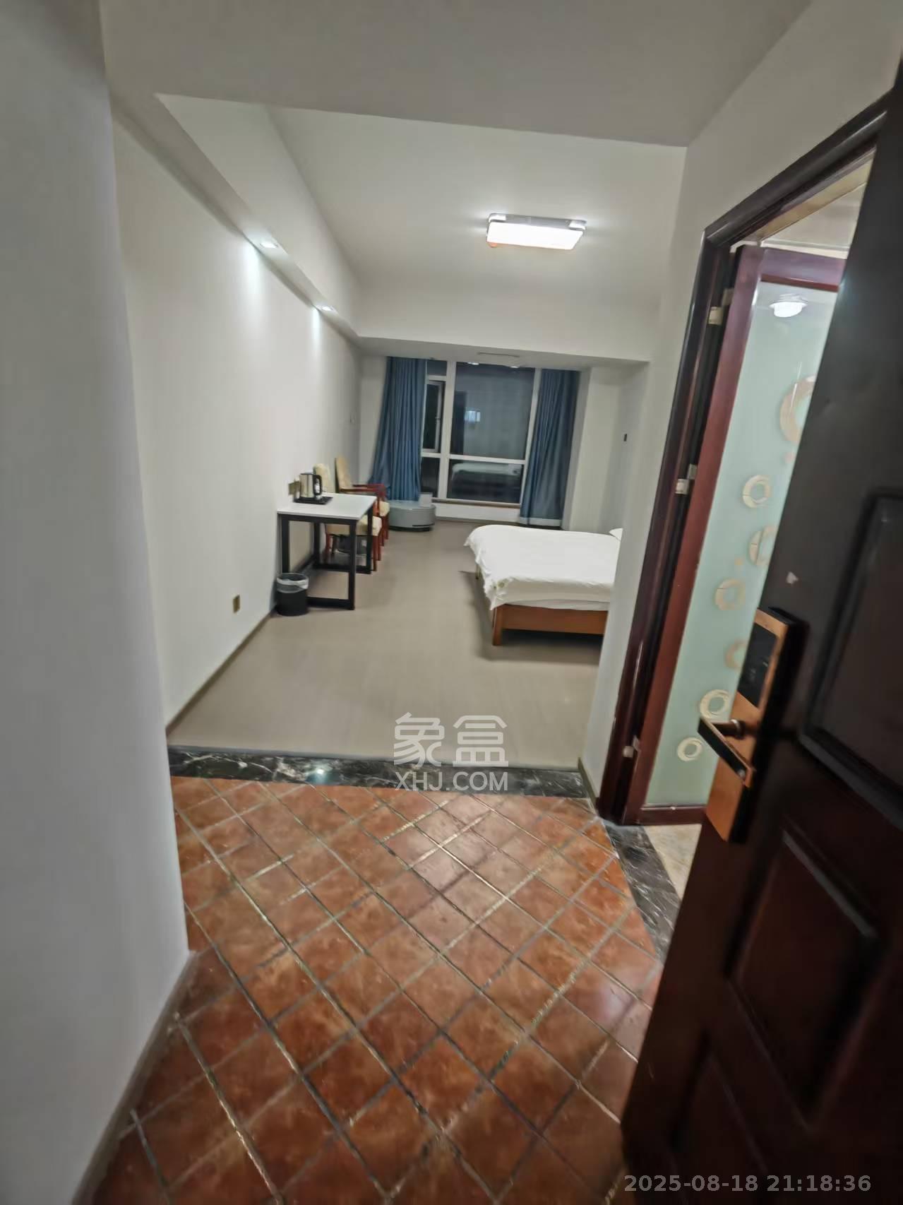 长城华都  1室0厅0卫    1100.0元/月 长城华都  1室0厅0卫    1100.0元/月