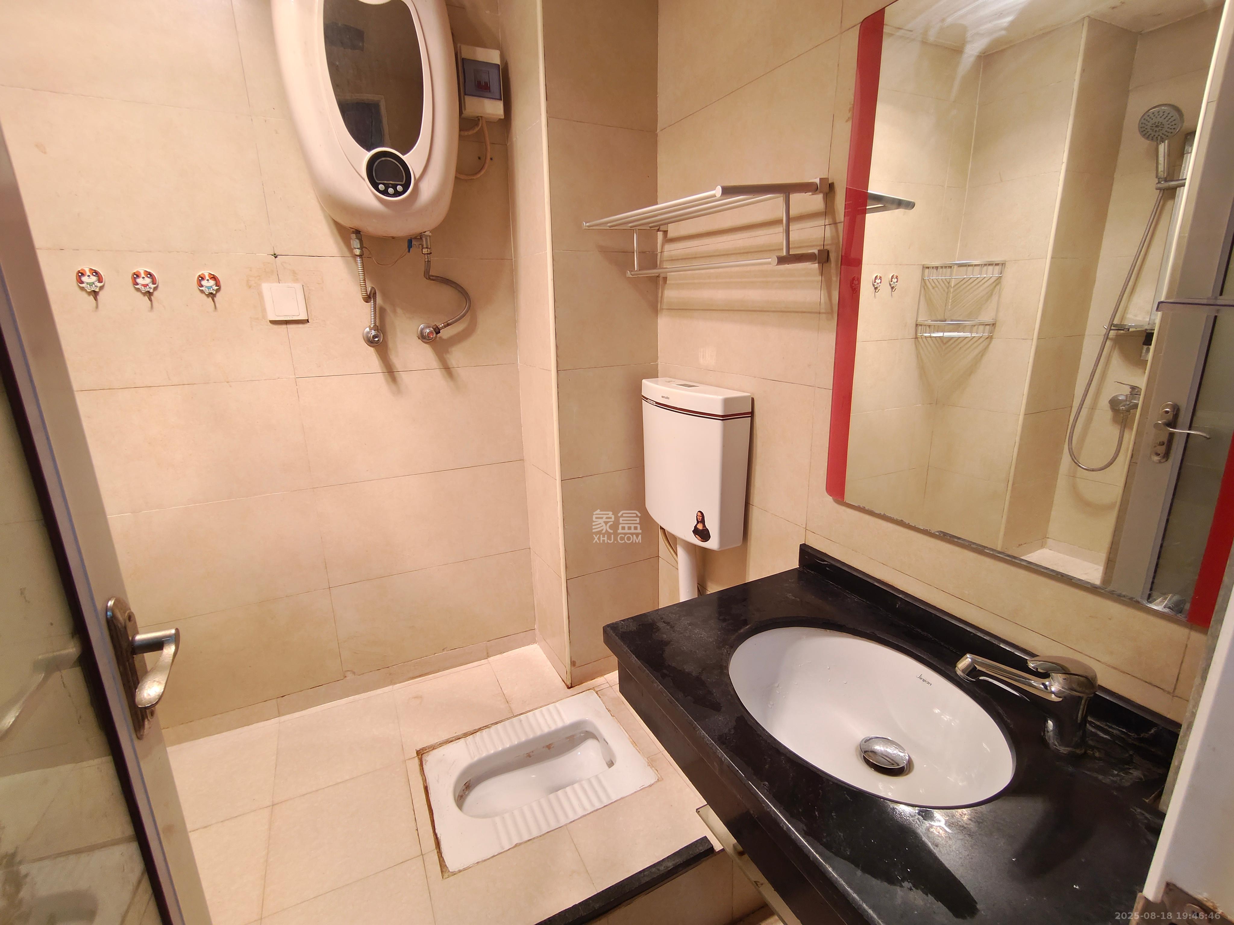 星沙派  1室1厅1卫    850.0元/月 星沙派  1室1厅1卫    850.0元/月室内图