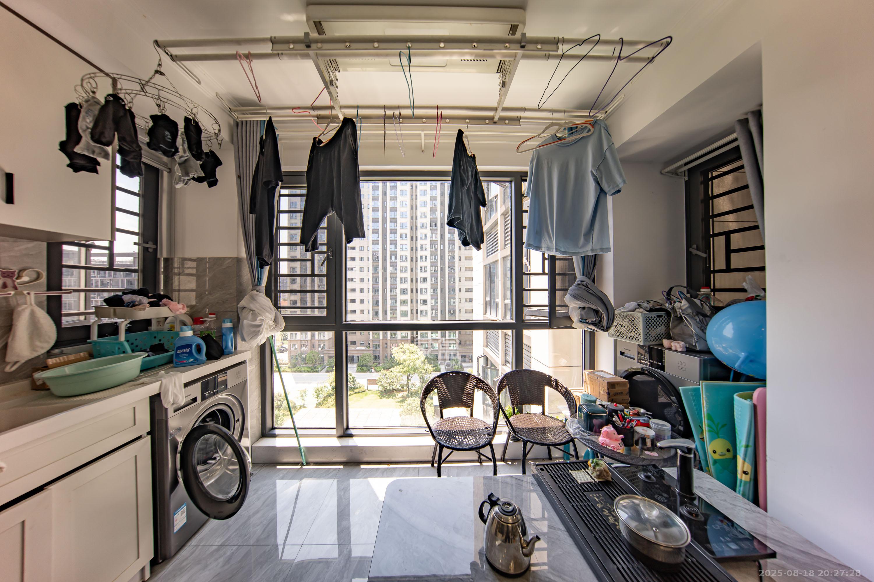 南山十里天池  4室2厅2卫    119.8万 南山十里天池  4室2厅2卫    119.8万阳台