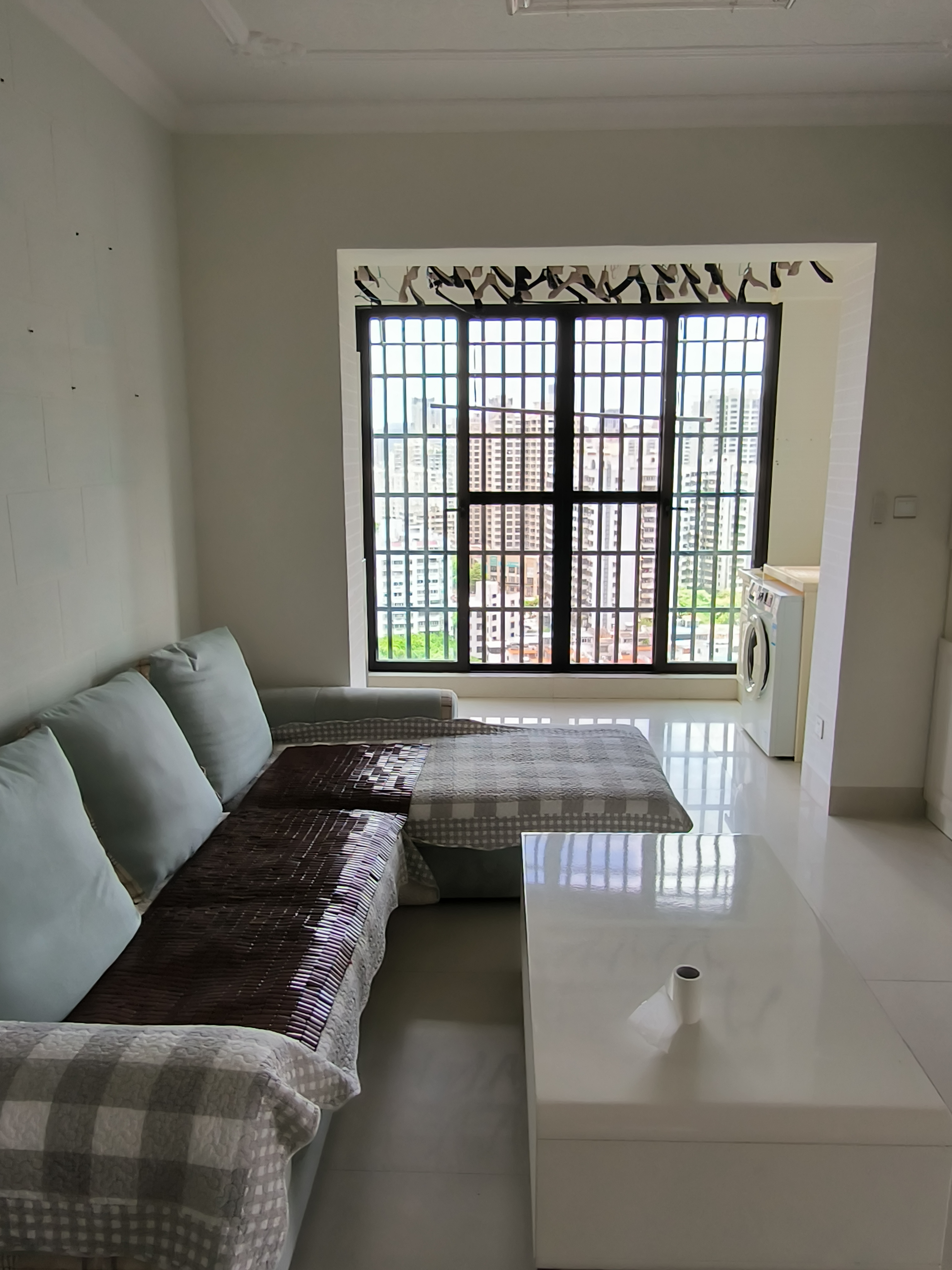 阳光三号苑 2室2厅1卫 2700.0元/月 阳光三号苑 2室2厅1卫 2700.0元/月室内图