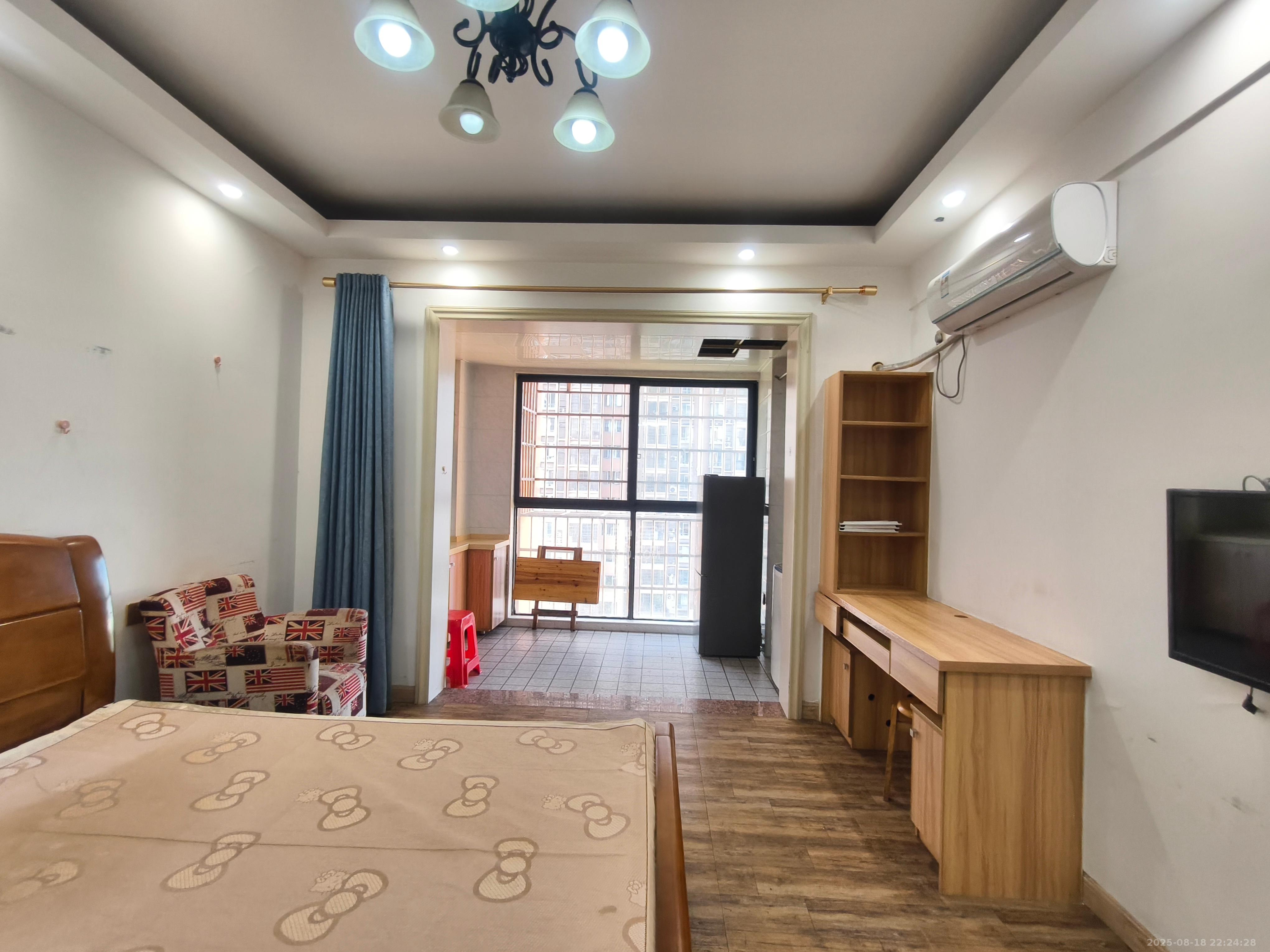 中欣楚天雅郡  1室1厅1卫    1100.0元/月 中欣楚天雅郡  1室1厅1卫    1100.0元/月室内图