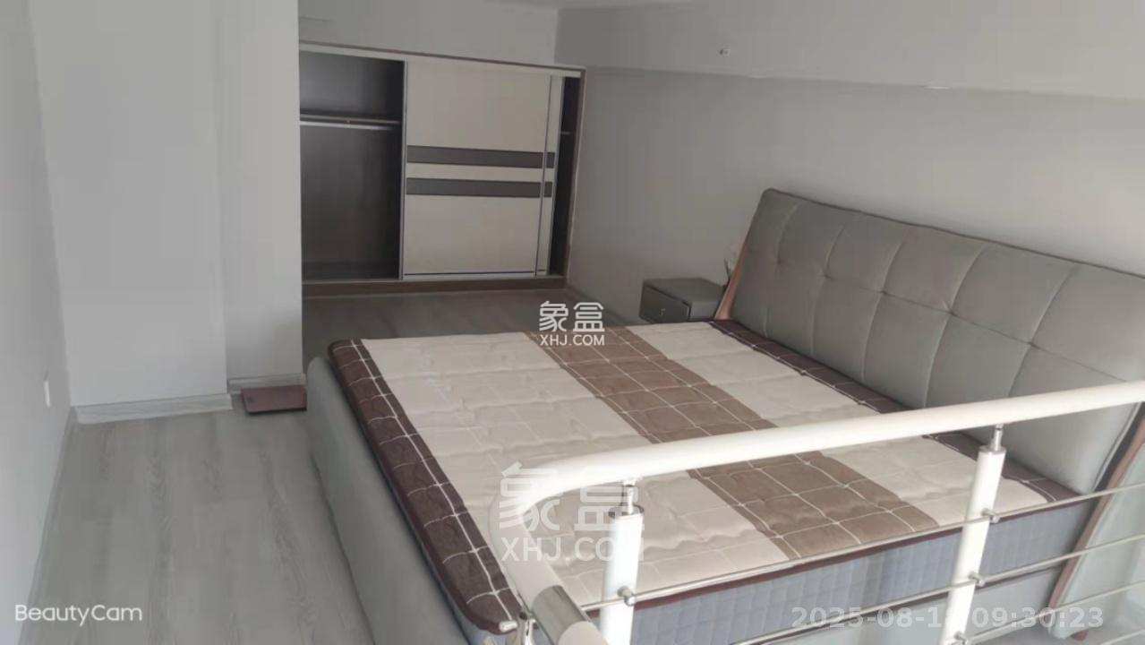 裕天国际商汇中心  2室1厅1卫    1600.0元/月 裕天国际商汇中心  2室1厅1卫    1600.0元/月室内图