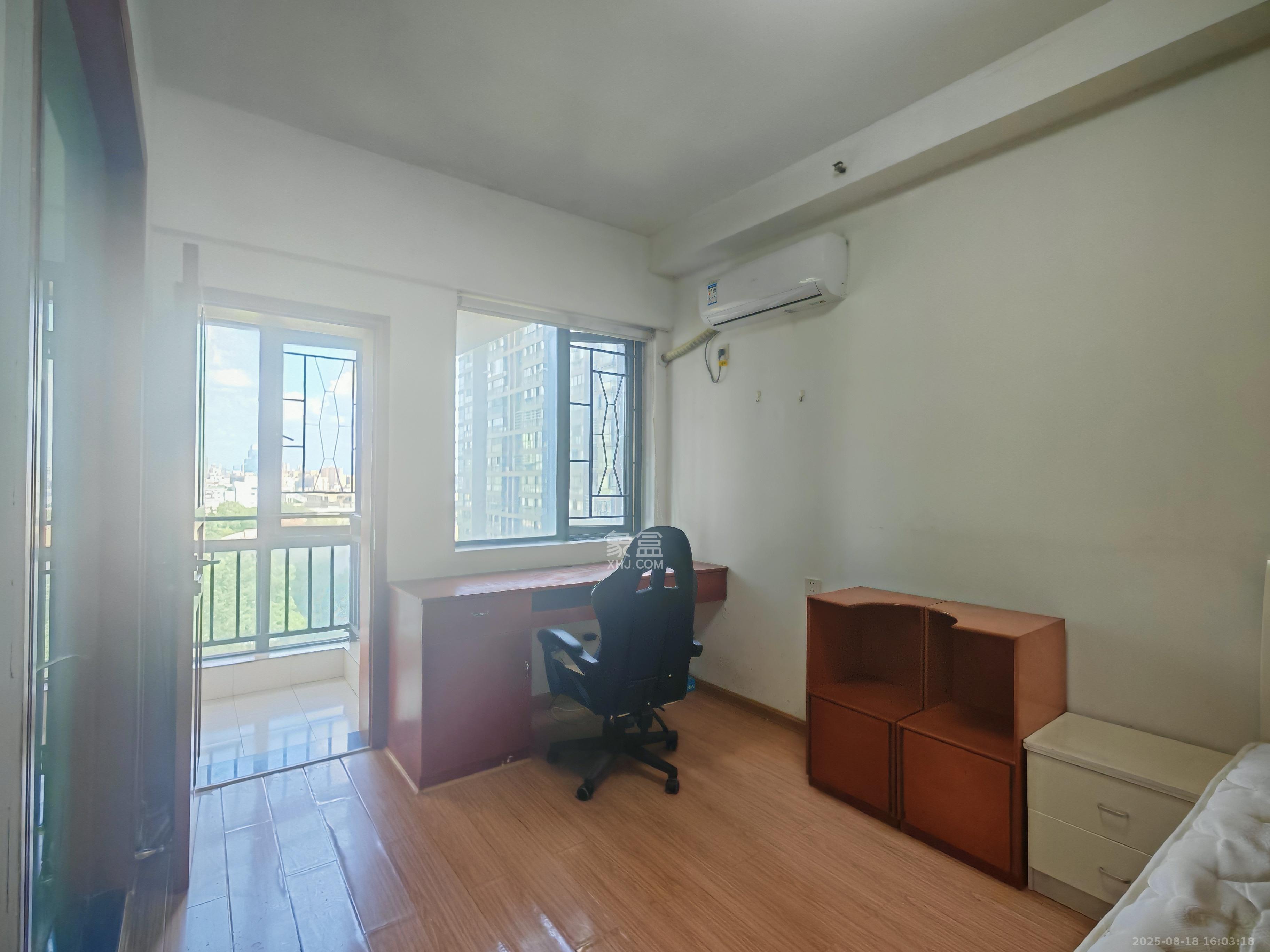 万博汇 1室1厅1卫 1600.0元/月 万博汇 1室1厅1卫 1600.0元/月室内图