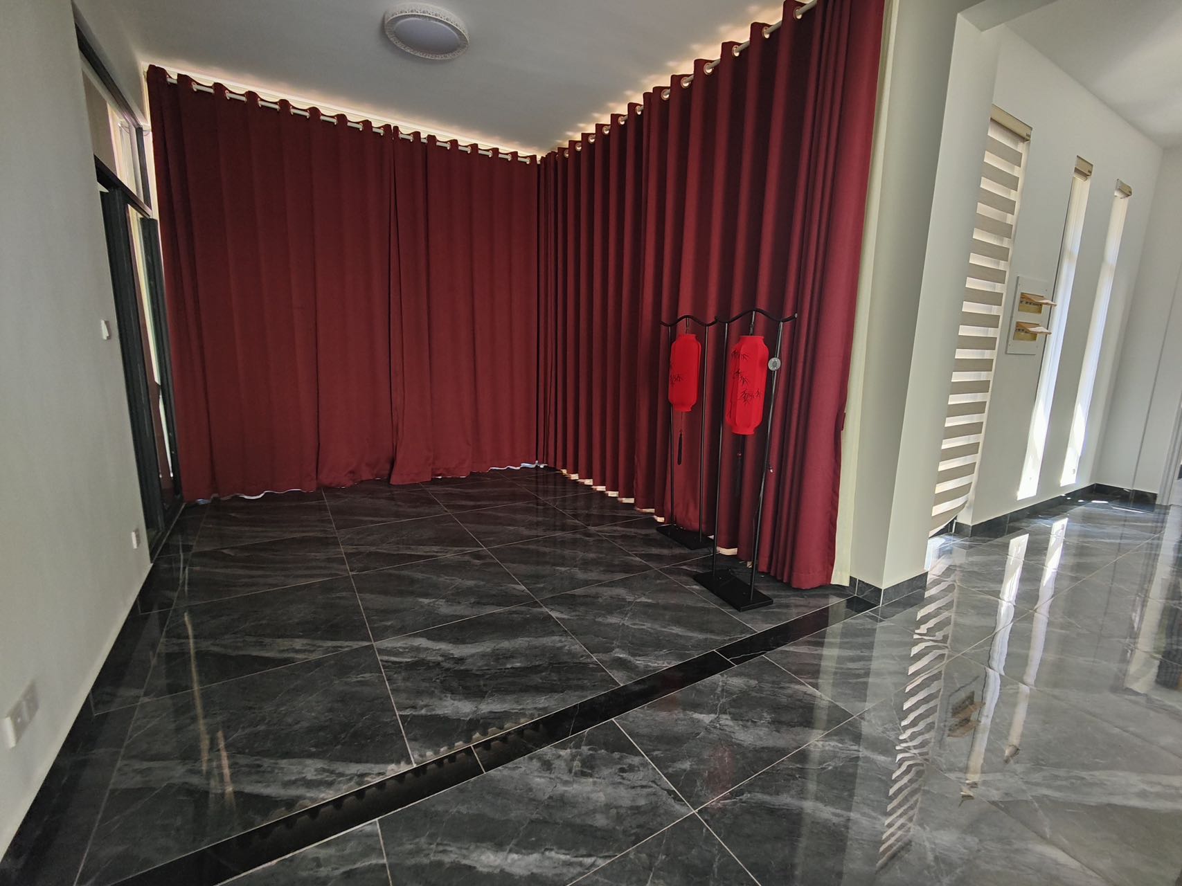 万花坊铂金公馆别墅 5室2厅4卫 16000.0元/月 万花坊铂金公馆别墅 5室2厅4卫 16000.0元/月室内图