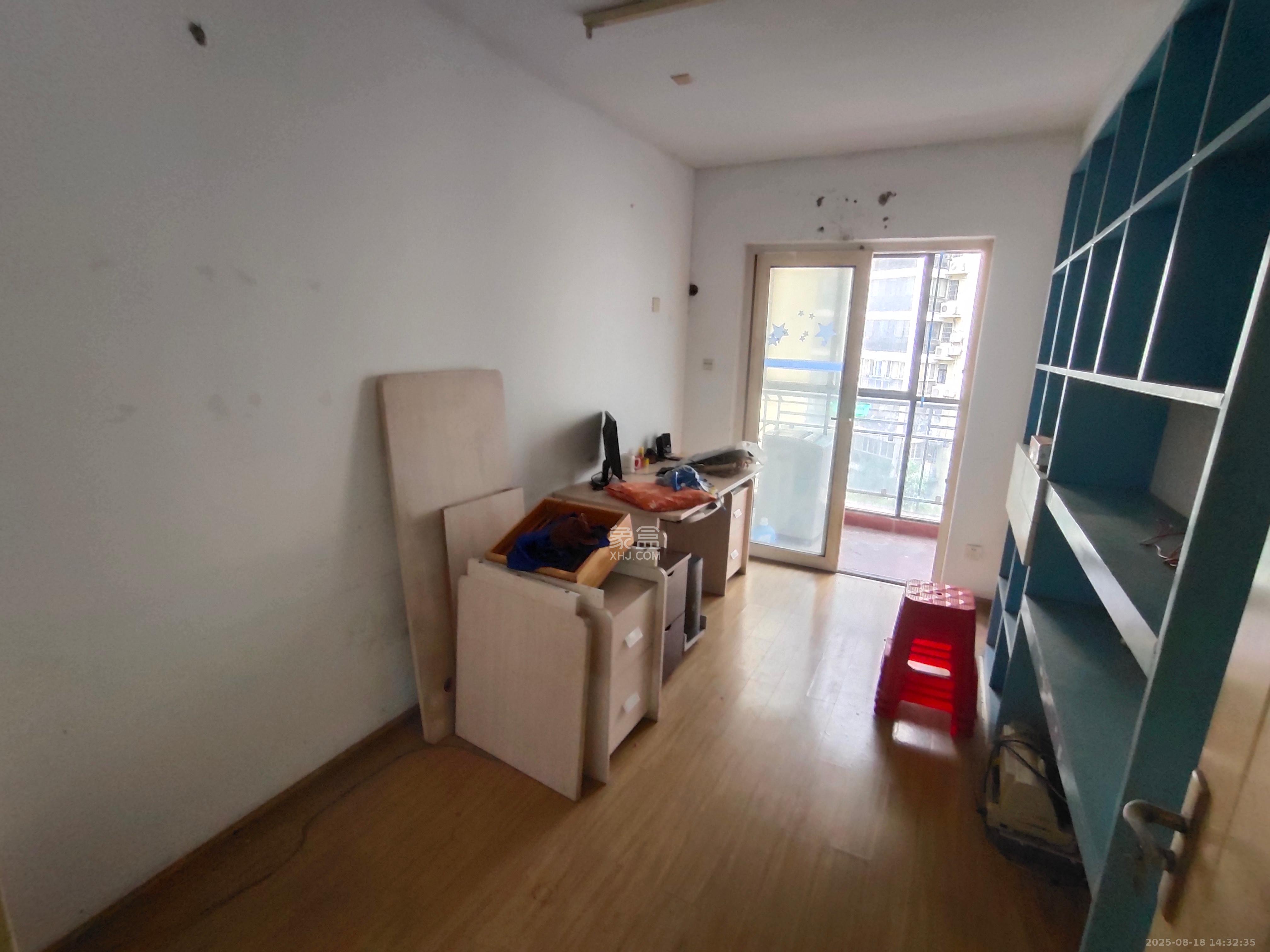 三重星都心 3室2厅1卫 2700.0元/月 三重星都心 3室2厅1卫 2700.0元/月室内图