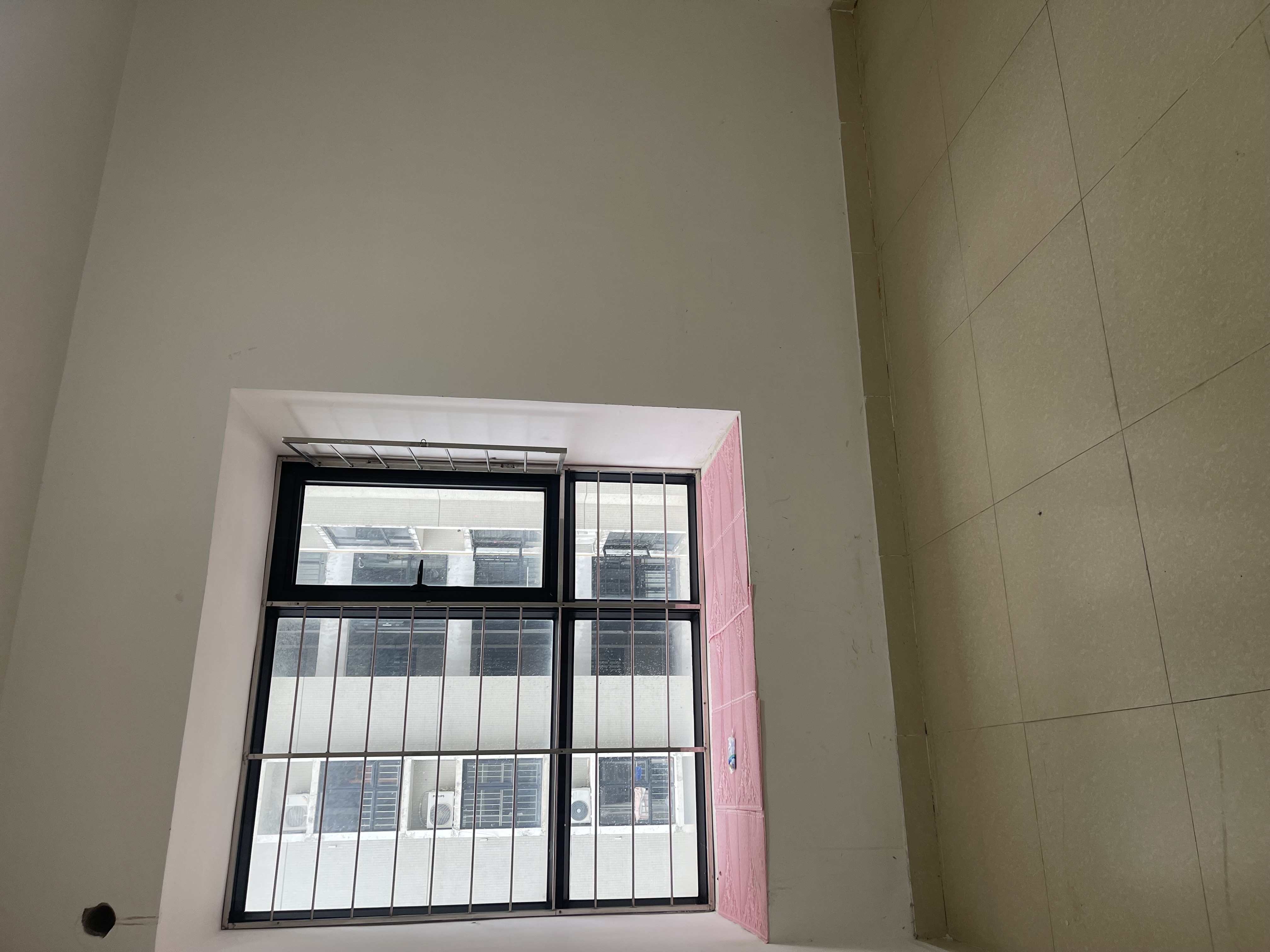 盛贤景都 3室2厅2卫 2200.0元/月 盛贤景都 3室2厅2卫 2200.0元/月室内图