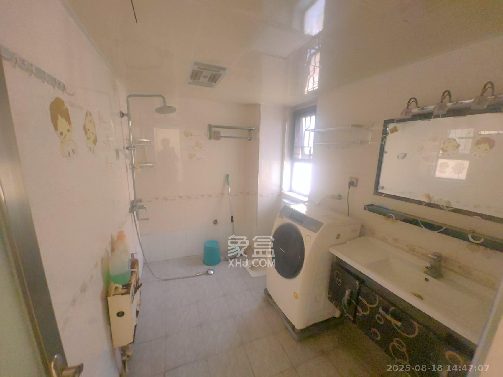 怡海星城  1室2厅1卫    1400.0元/月 怡海星城  1室2厅1卫    1400.0元/月室内图