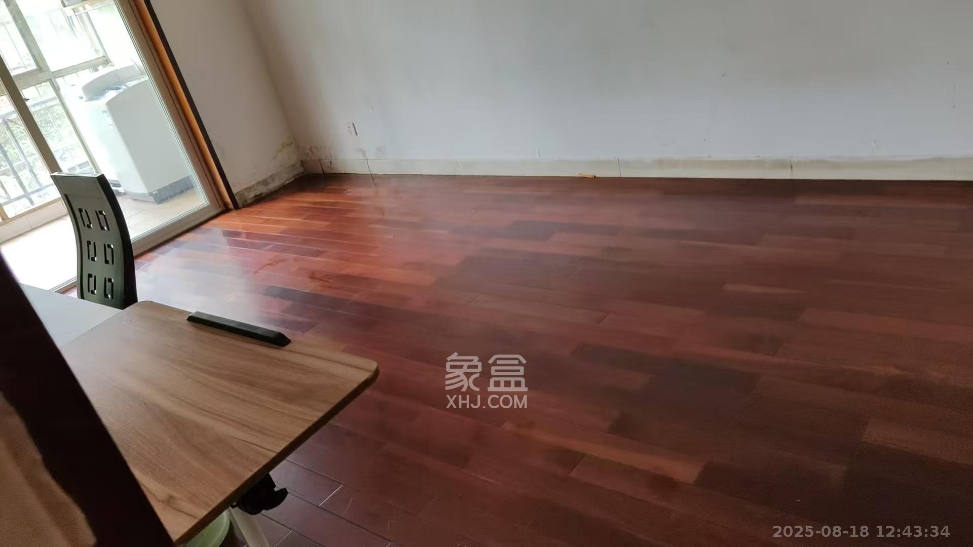 滨江美寓(滨江丽园)  4室2厅2卫    3000.0元/月 滨江美寓(滨江丽园)  4室2厅2卫    3000.0元/月室内图